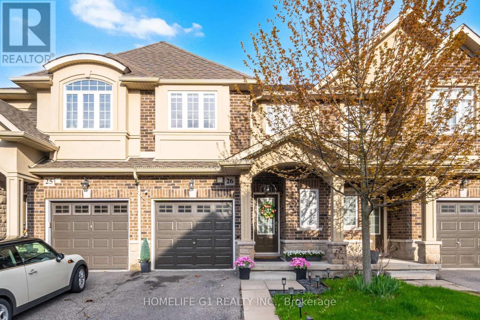 26 - 21 MADONNA DRIVE in Carpenter