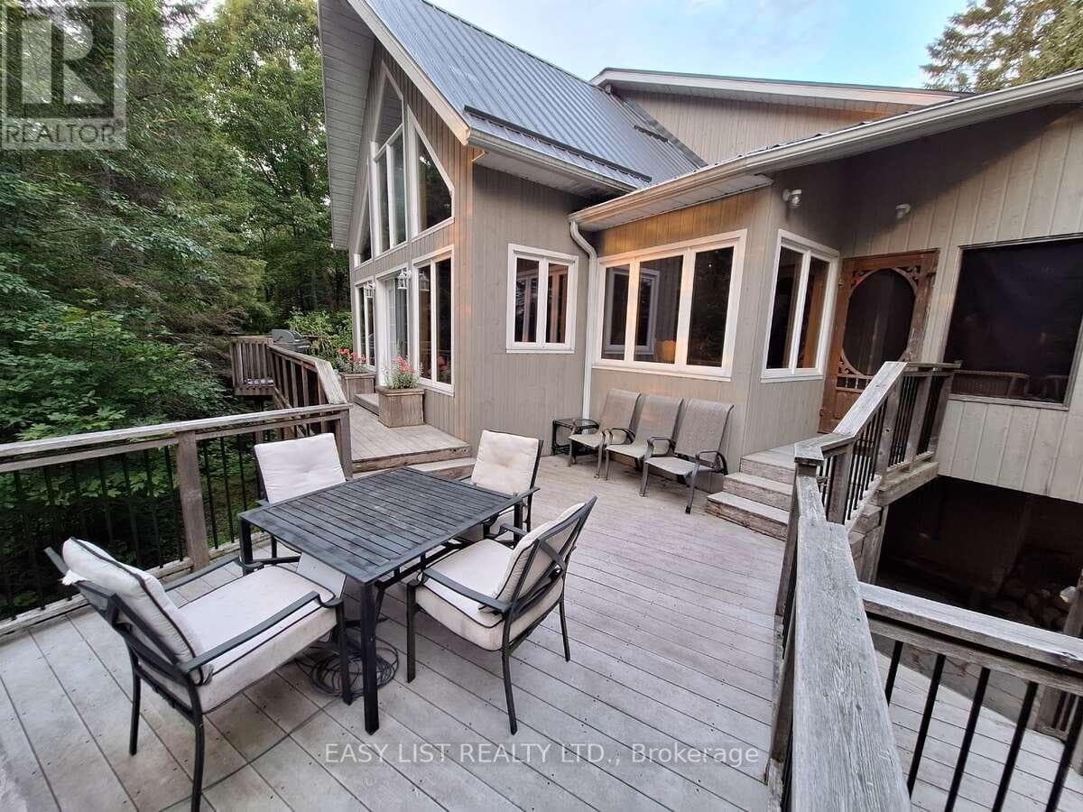 175 OLD MAN'S LAKE LANE, Toronto — photo 3