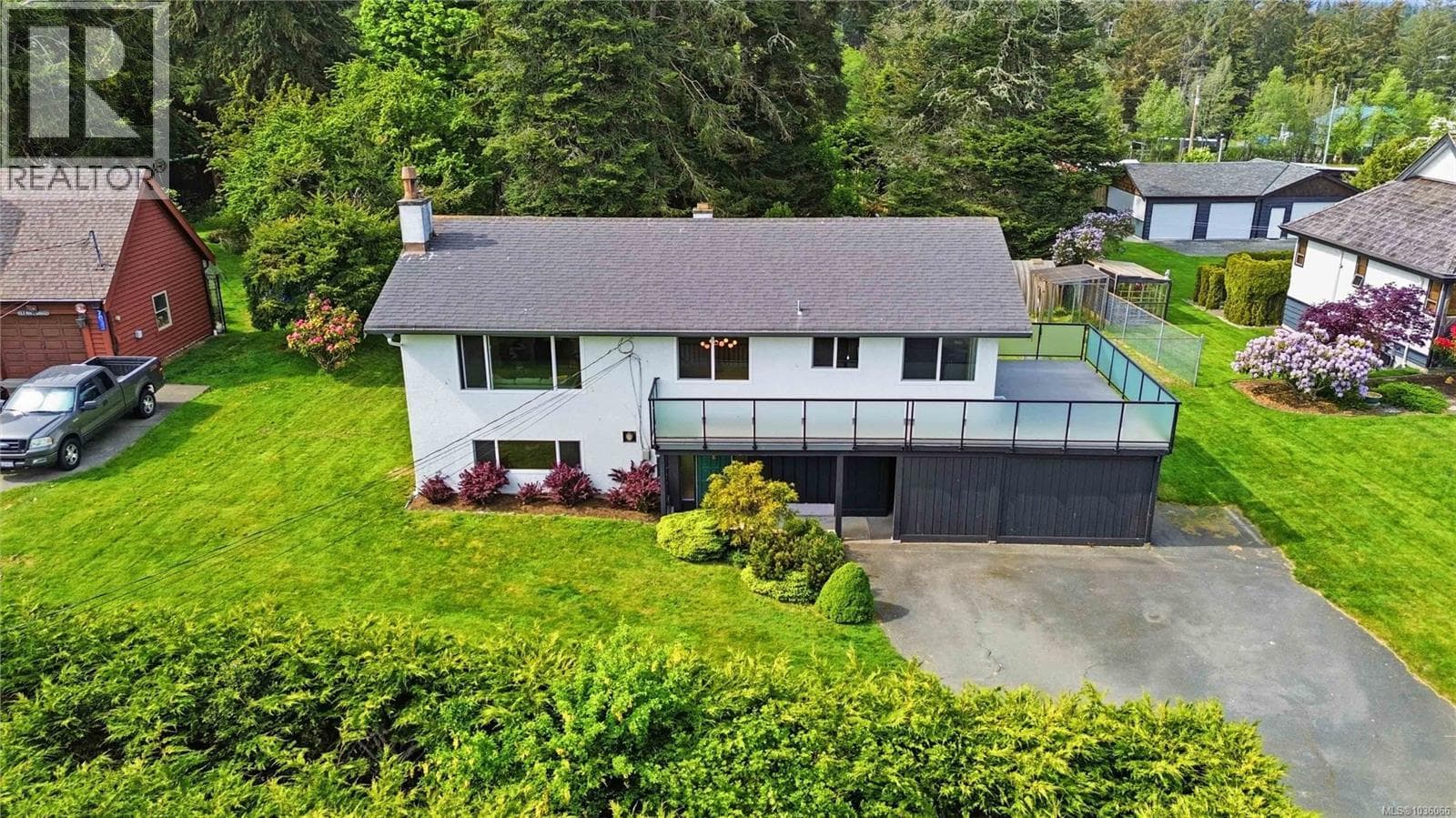 7030 Deerlepe Rd in 