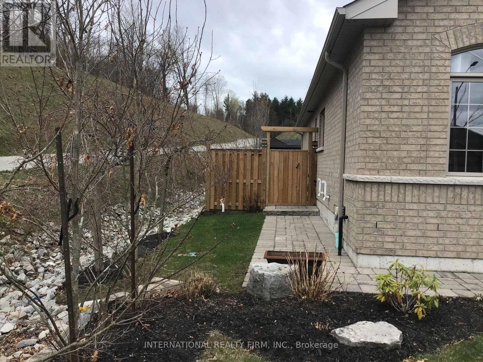 49 BEAUSOLEIL DRIVE, Toronto — photo 4