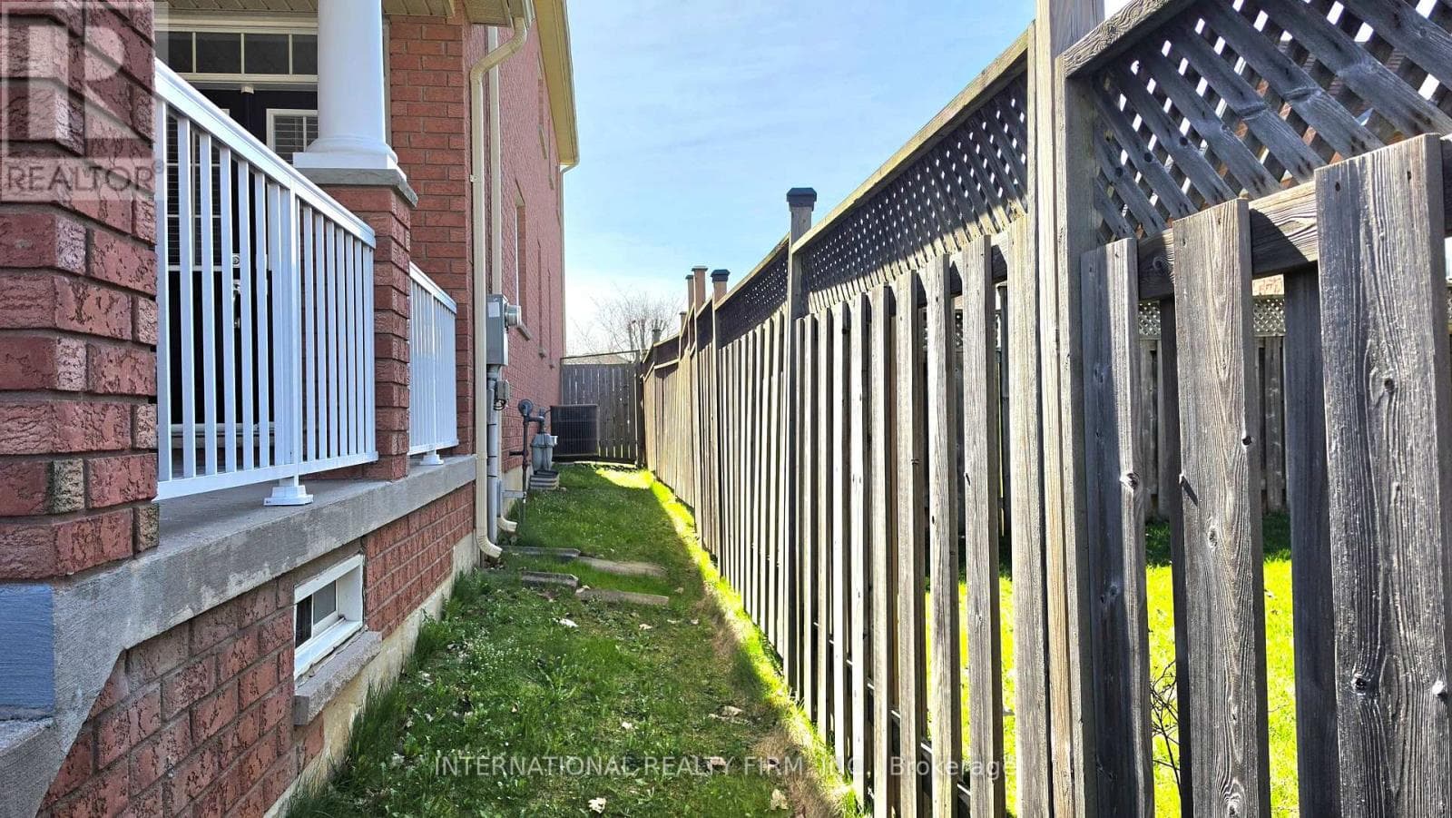 30 O'HARA CRESCENT, Toronto — photo 4