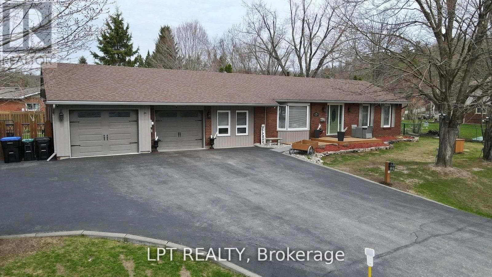 34 CEDAR CREEK ROAD in 