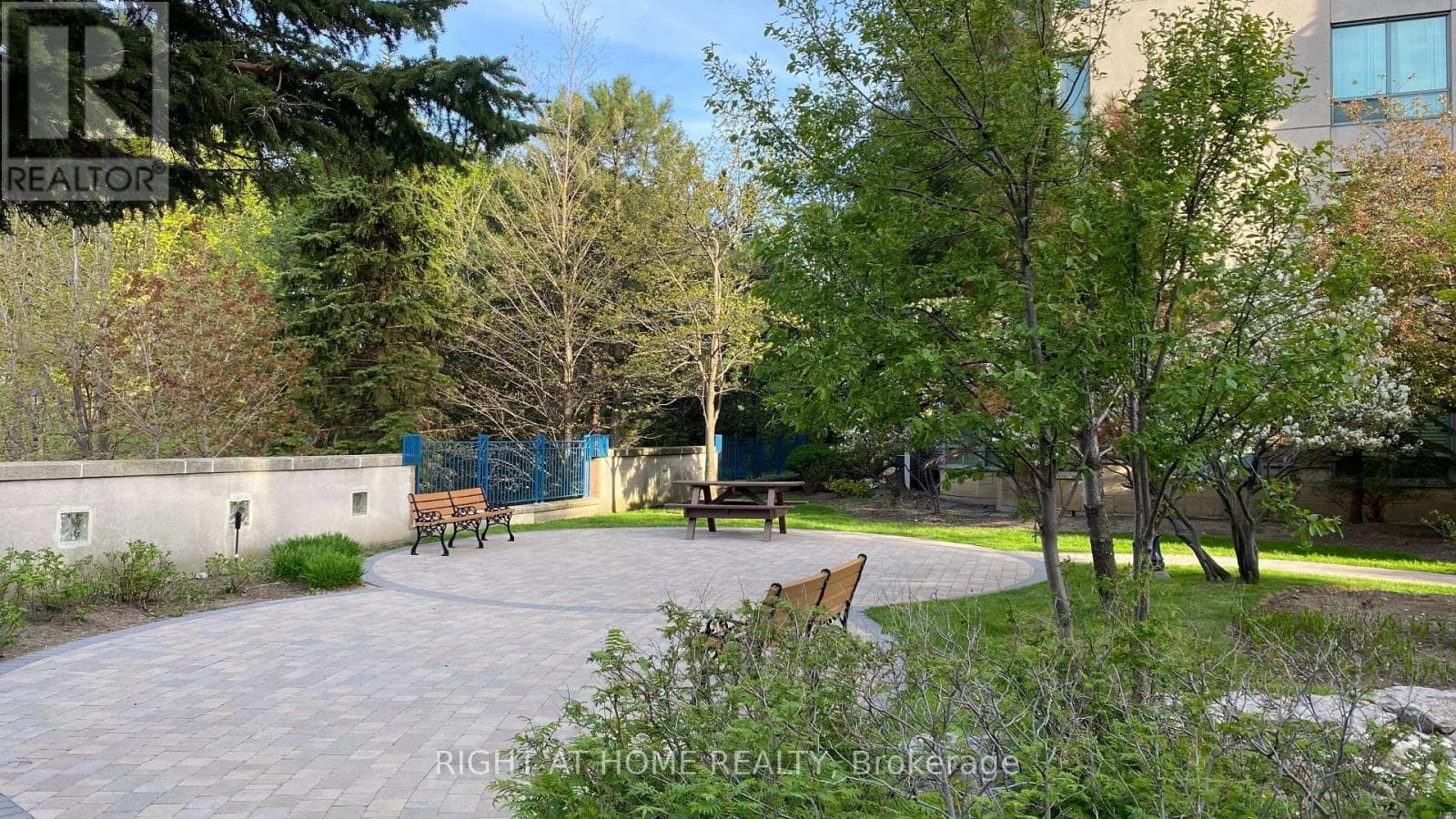 2133 - 125 OMNI DRIVE, Toronto — photo 3