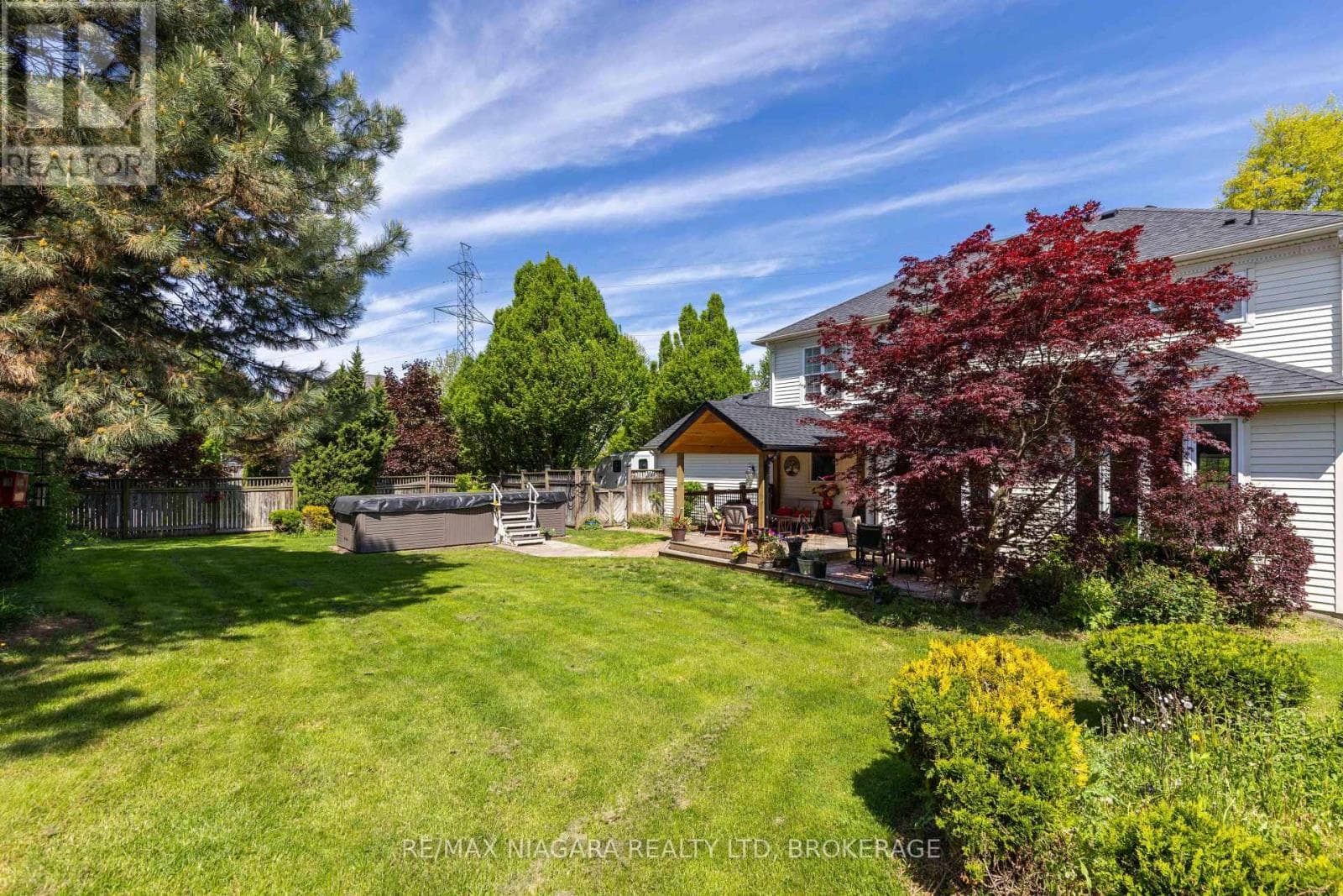 8056 CATHEDRAL DRIVE, Niagara
