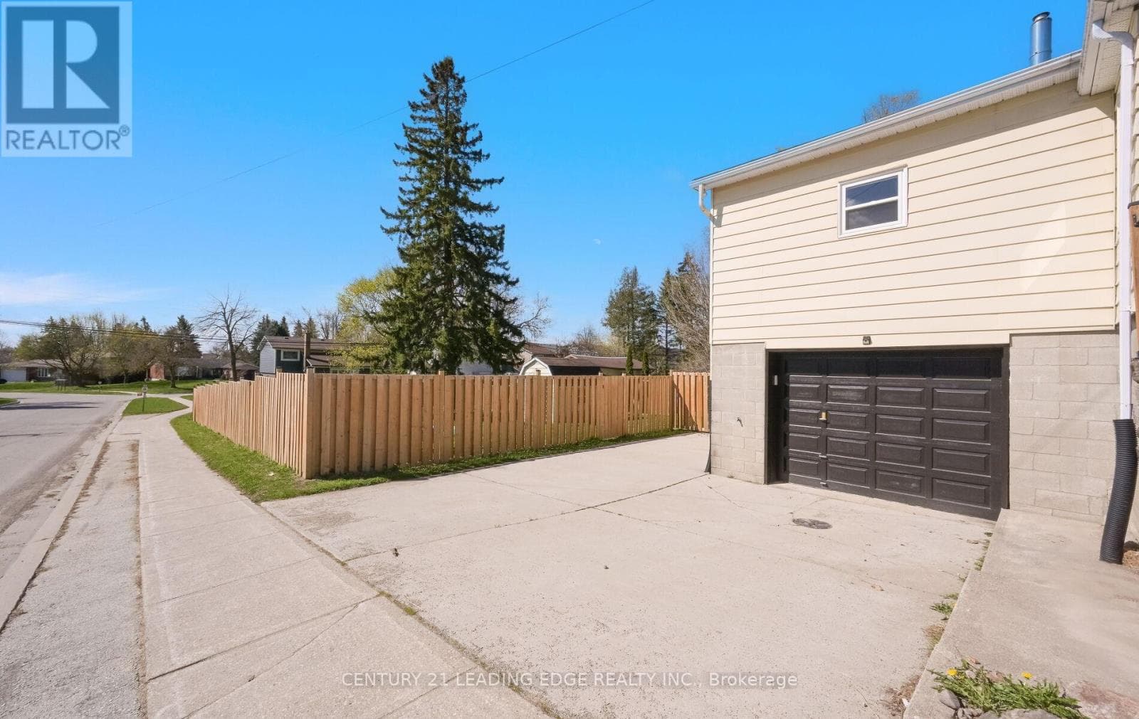 333 ANDREW STREET, Toronto — photo 3