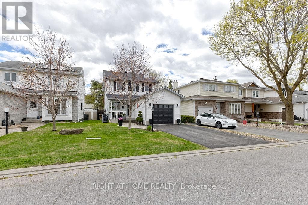 29 PEACOCK CRESCENT, Ottawa — photo 3