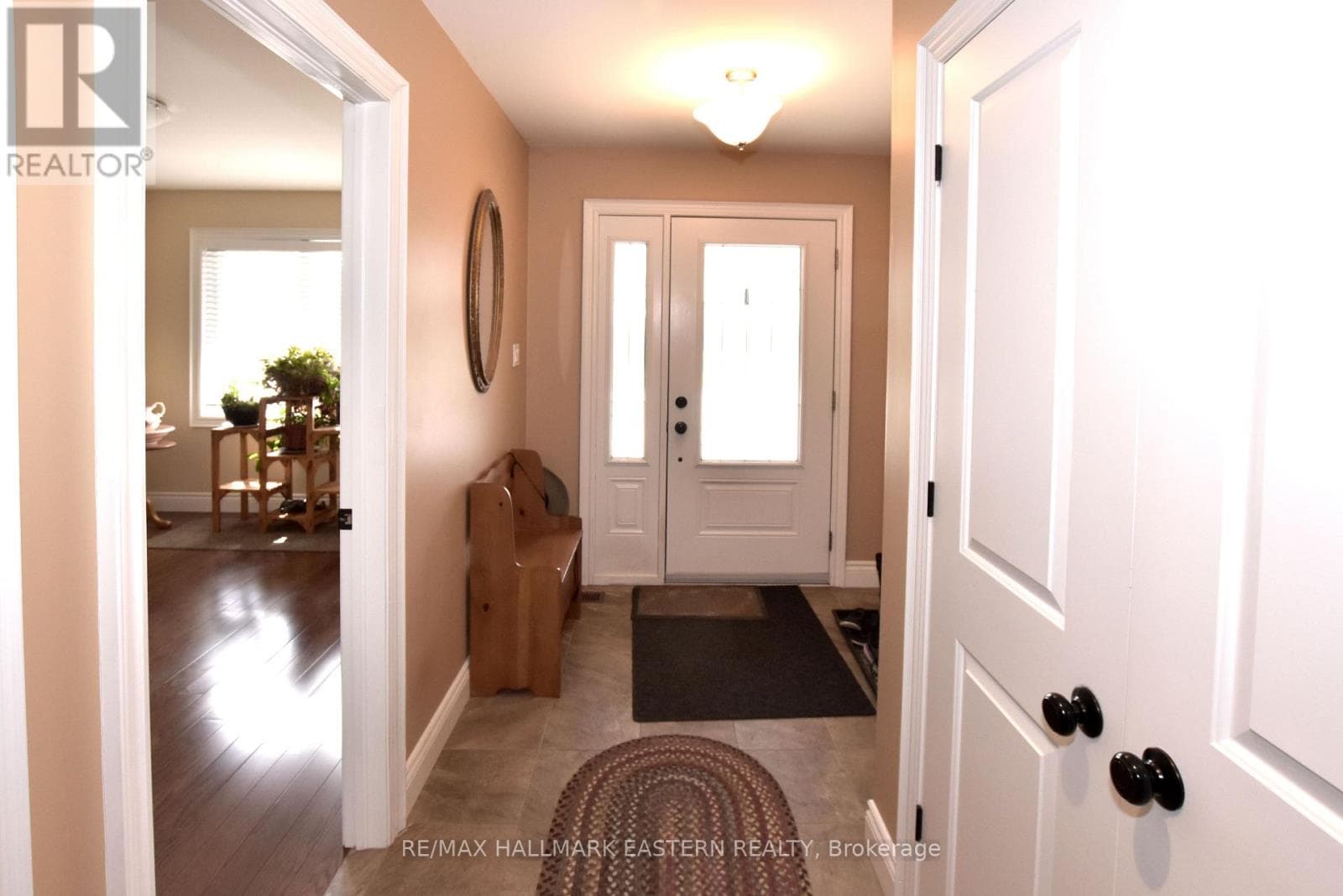 428 RAYMOND STREET, Central Lakes — photo 3