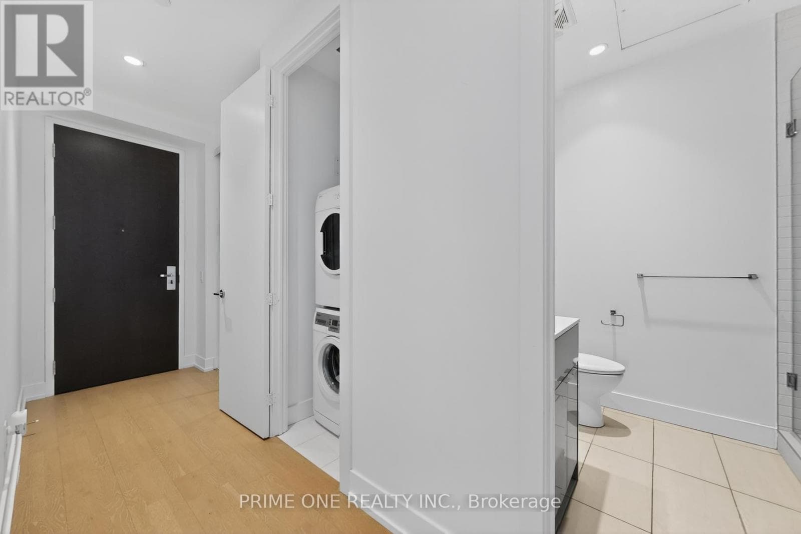 6113 - 7 GRENVILLE STREET, Toronto — photo 5