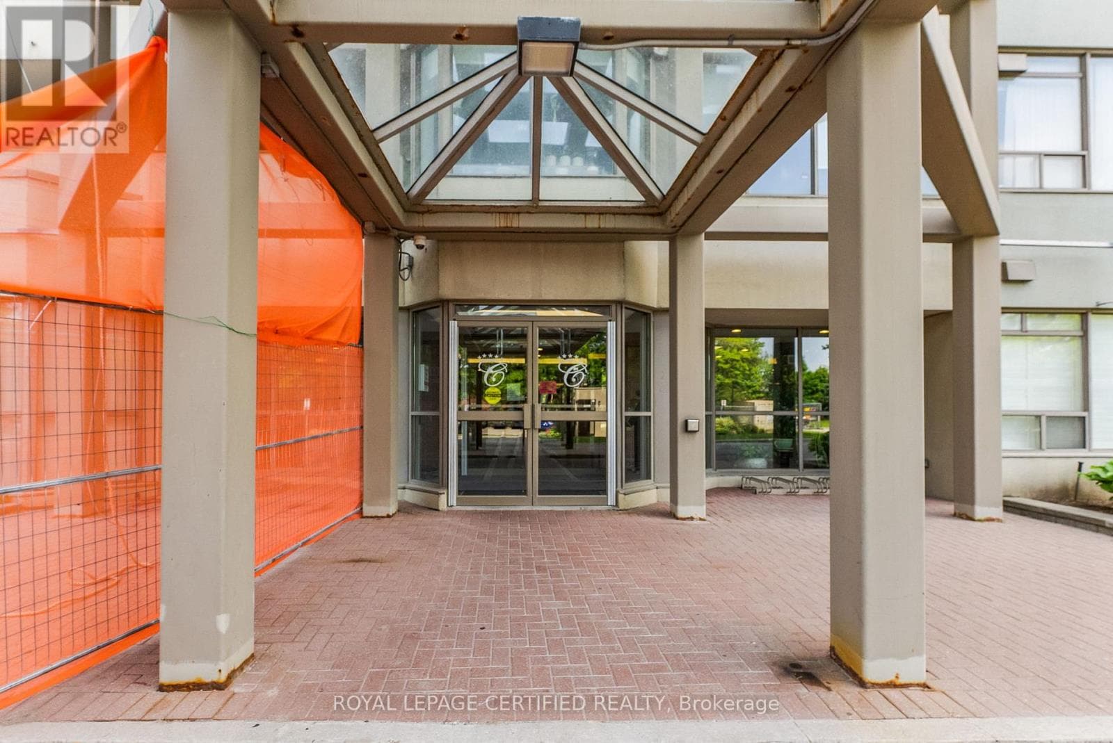 210 - 700 CONSTELLATION DRIVE, Toronto — photo 4