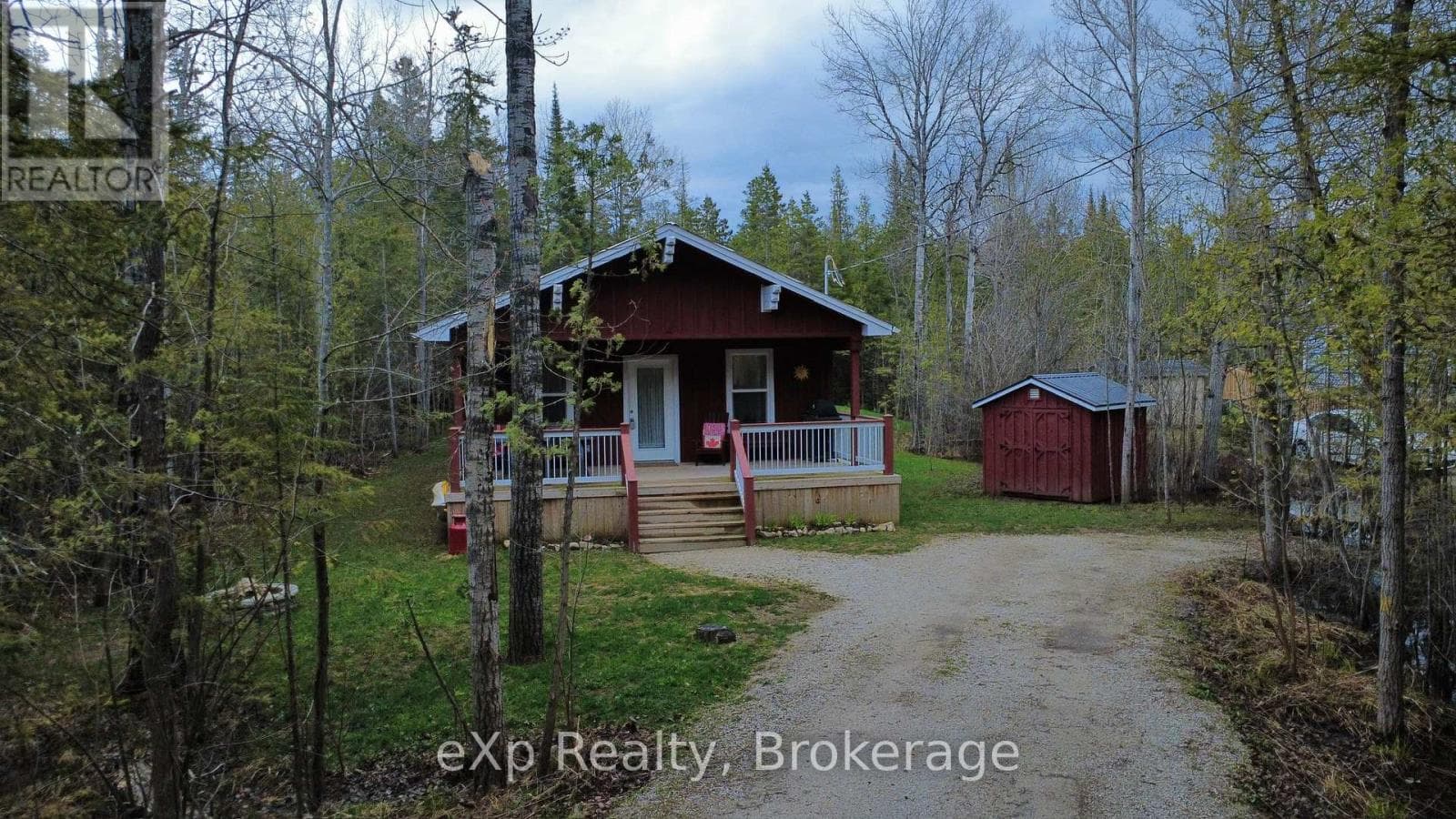 38 MILLER LAKE ROAD, OnePoint — photo 2