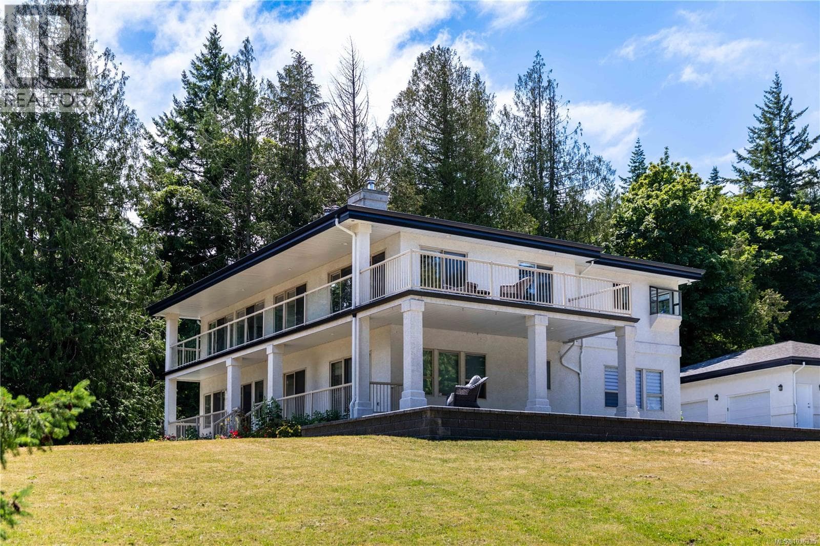 740 WINDOVER TERRACE in 