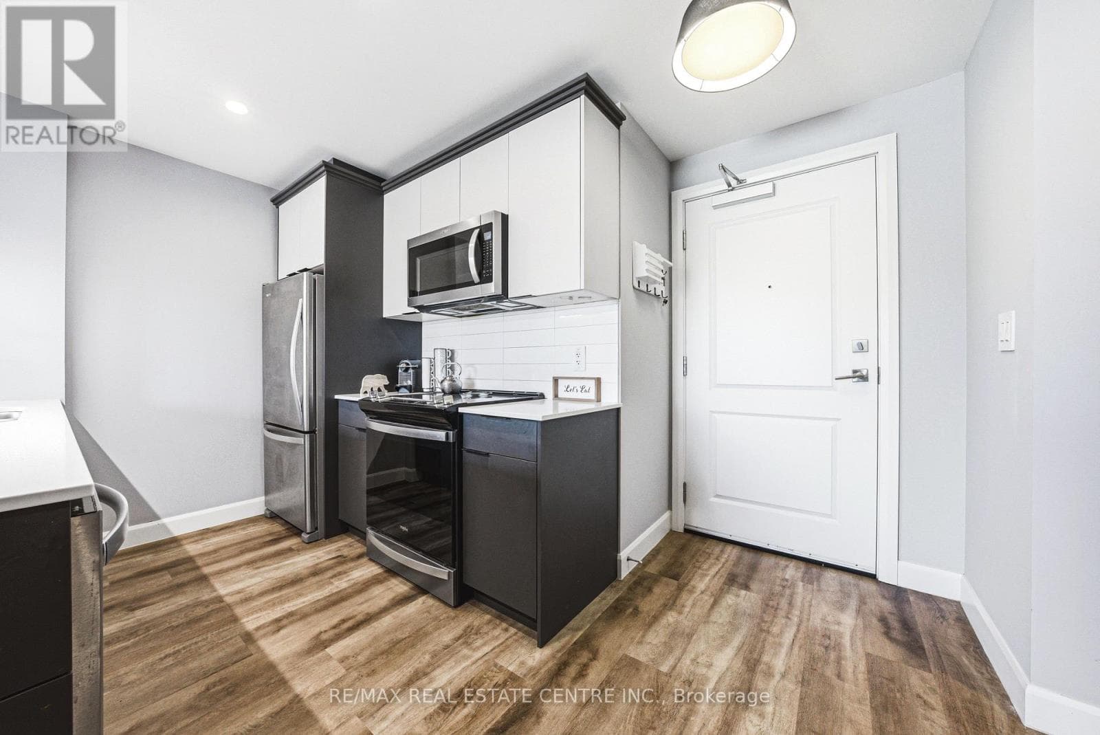 34 NORMAN Street Unit# 111, Toronto — photo 4