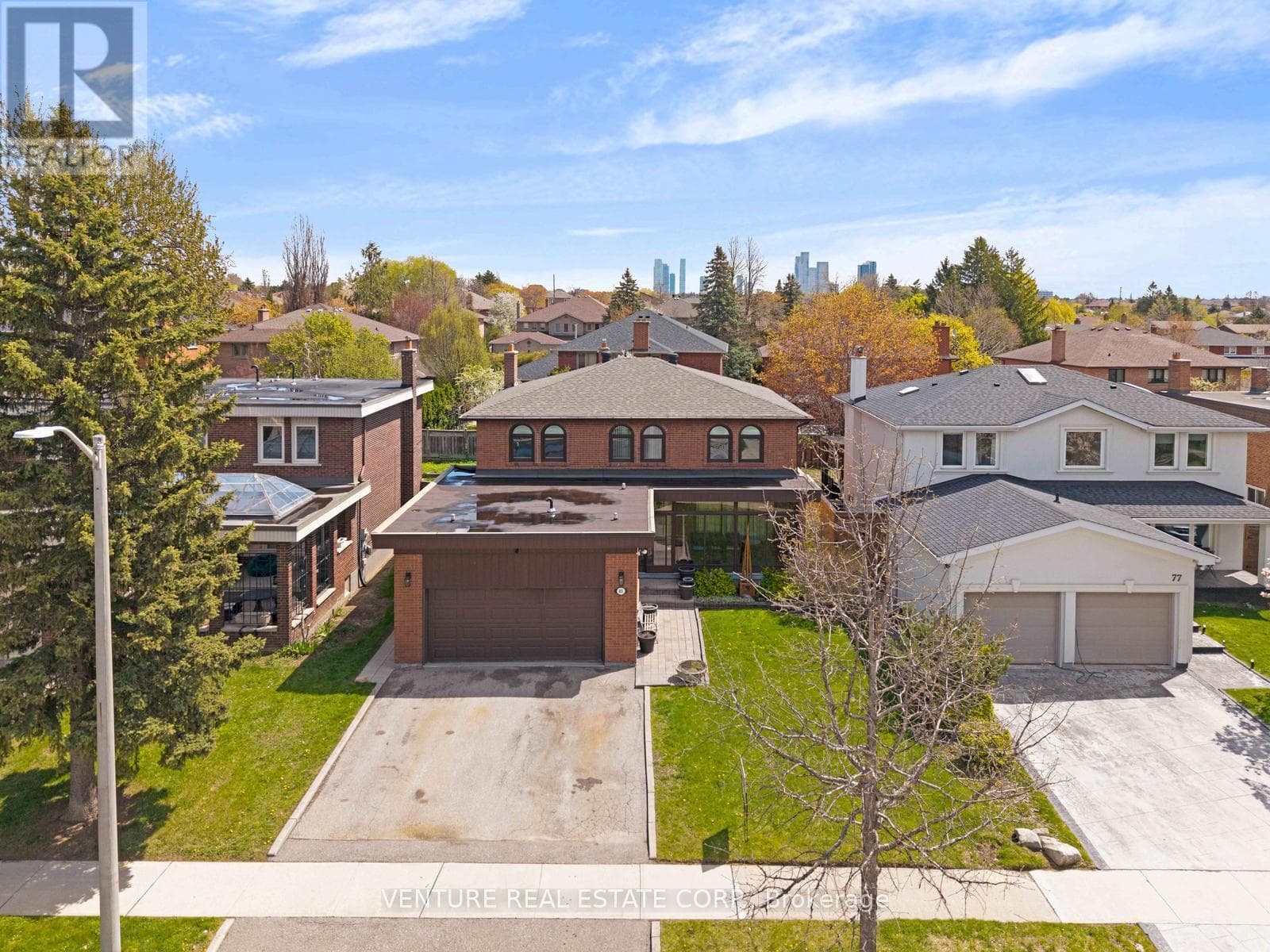 83 JEANNE DRIVE, Toronto — photo 2