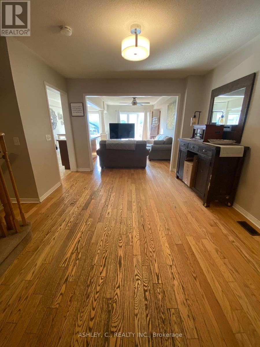 104 JAMES GOVAN DRIVE, Toronto — photo 3