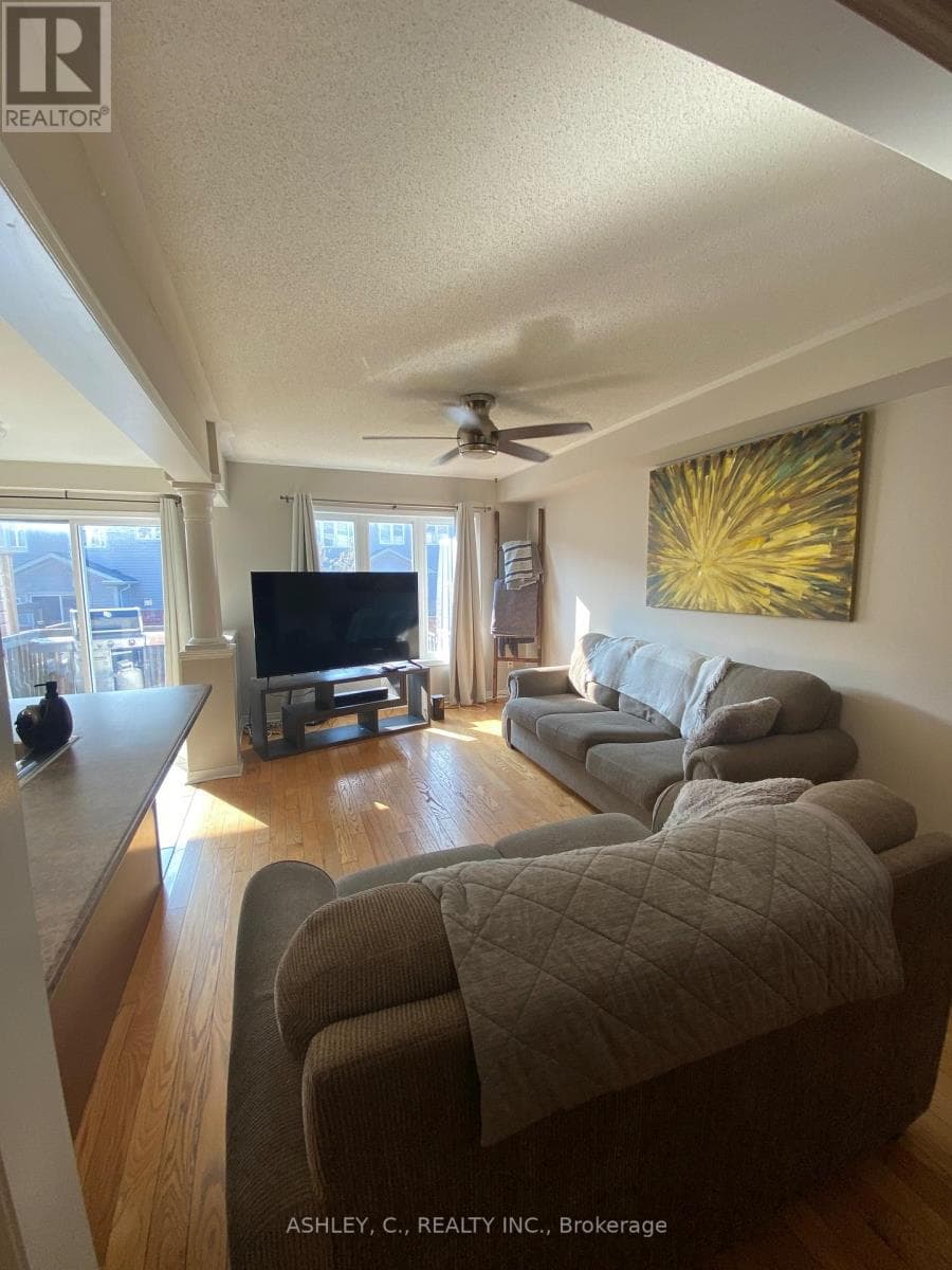 104 JAMES GOVAN DRIVE, Toronto — photo 5