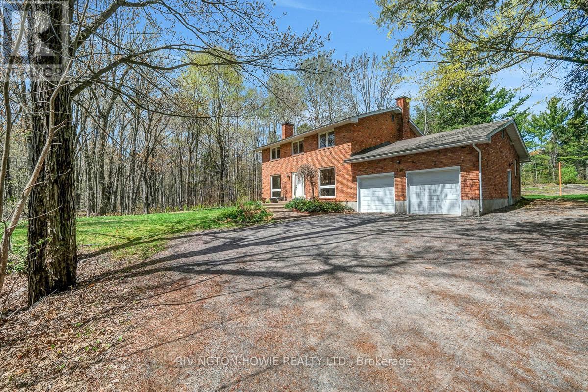 104 TALL FOREST DRIVE, Ottawa — photo 2