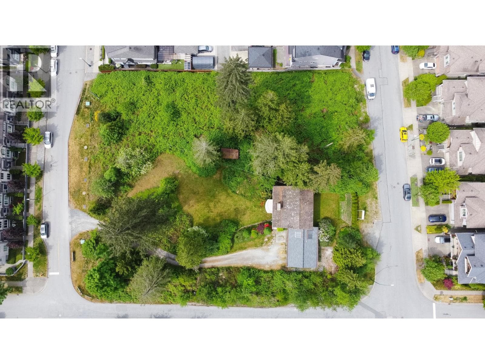 3417 ROXTON AVENUE, Greater Vancouver — photo 2