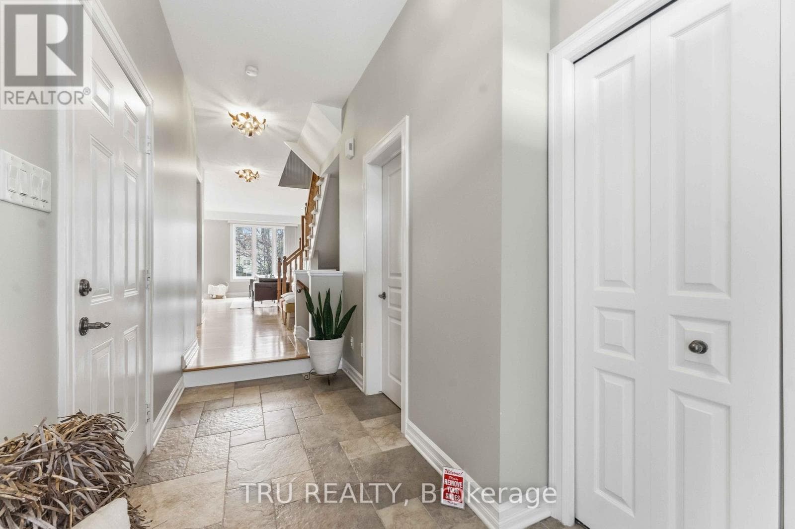 449 CELTIC RIDGE CRESCENT, Ottawa — photo 2