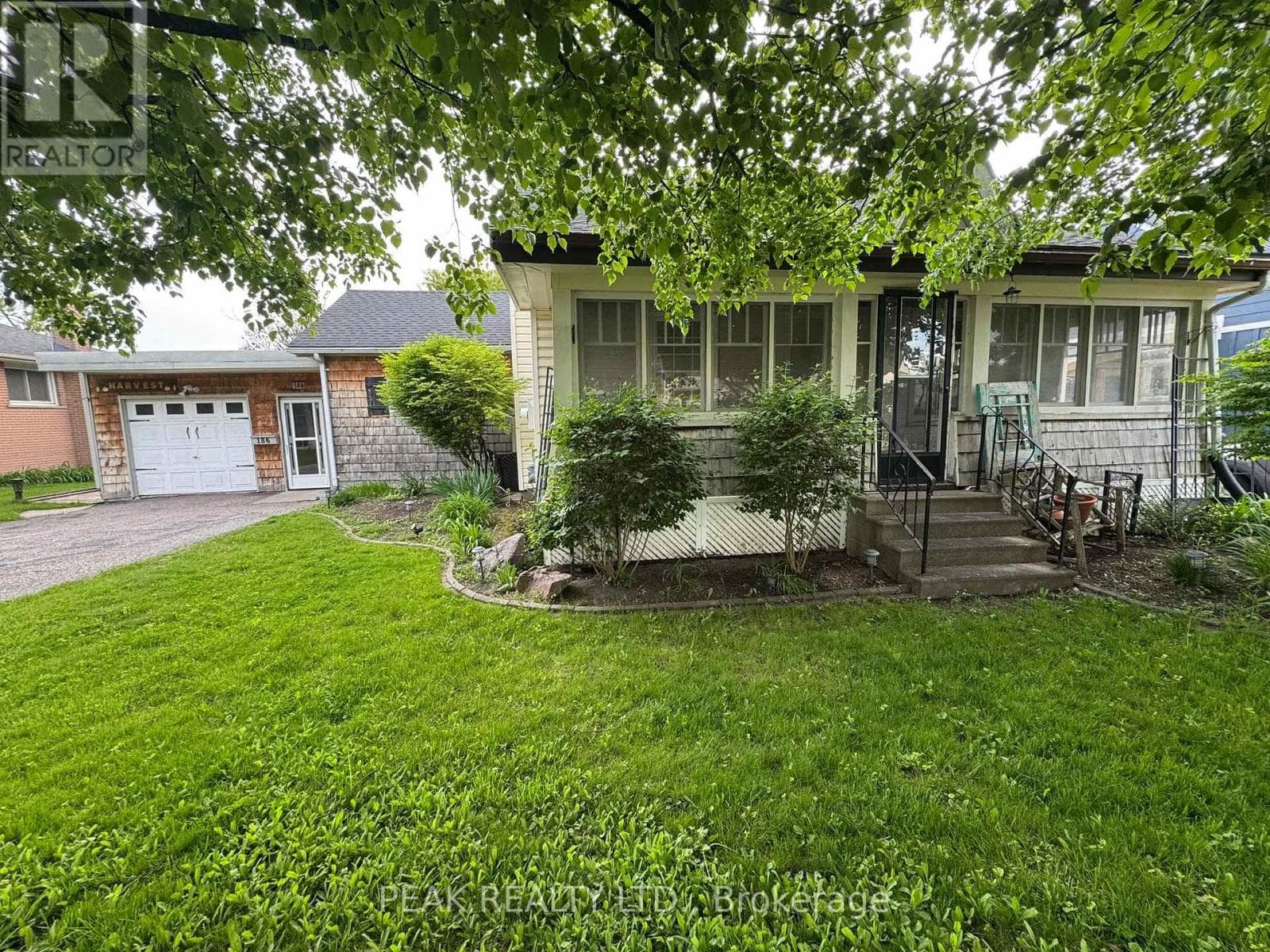 186 NORWICH AVENUE in 