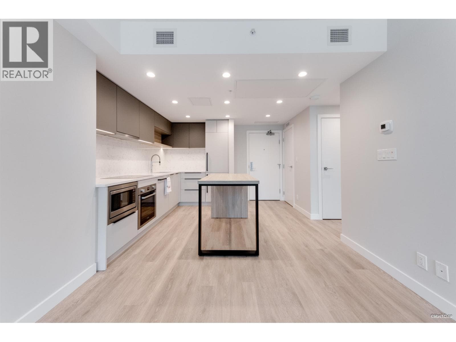 1008 567 EMERSON STREET, Greater Vancouver — photo 2