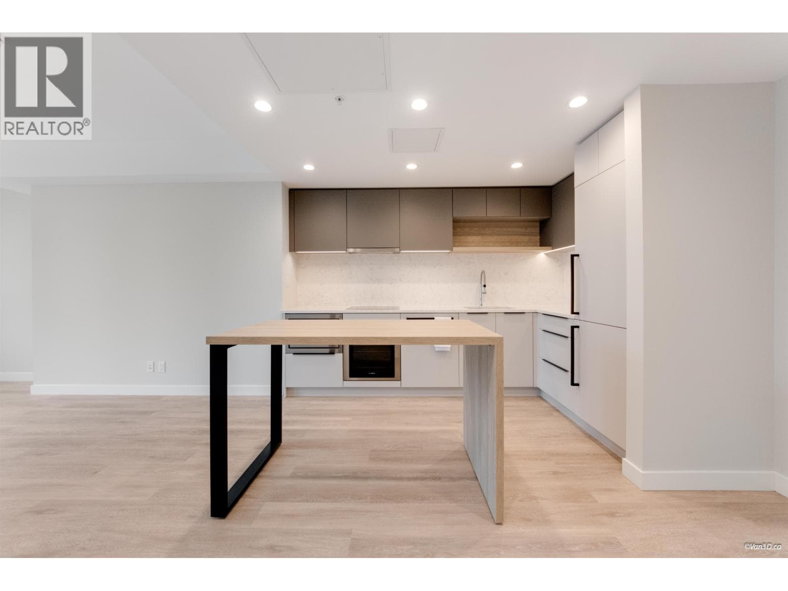 1008 567 EMERSON STREET, Greater Vancouver — photo 3