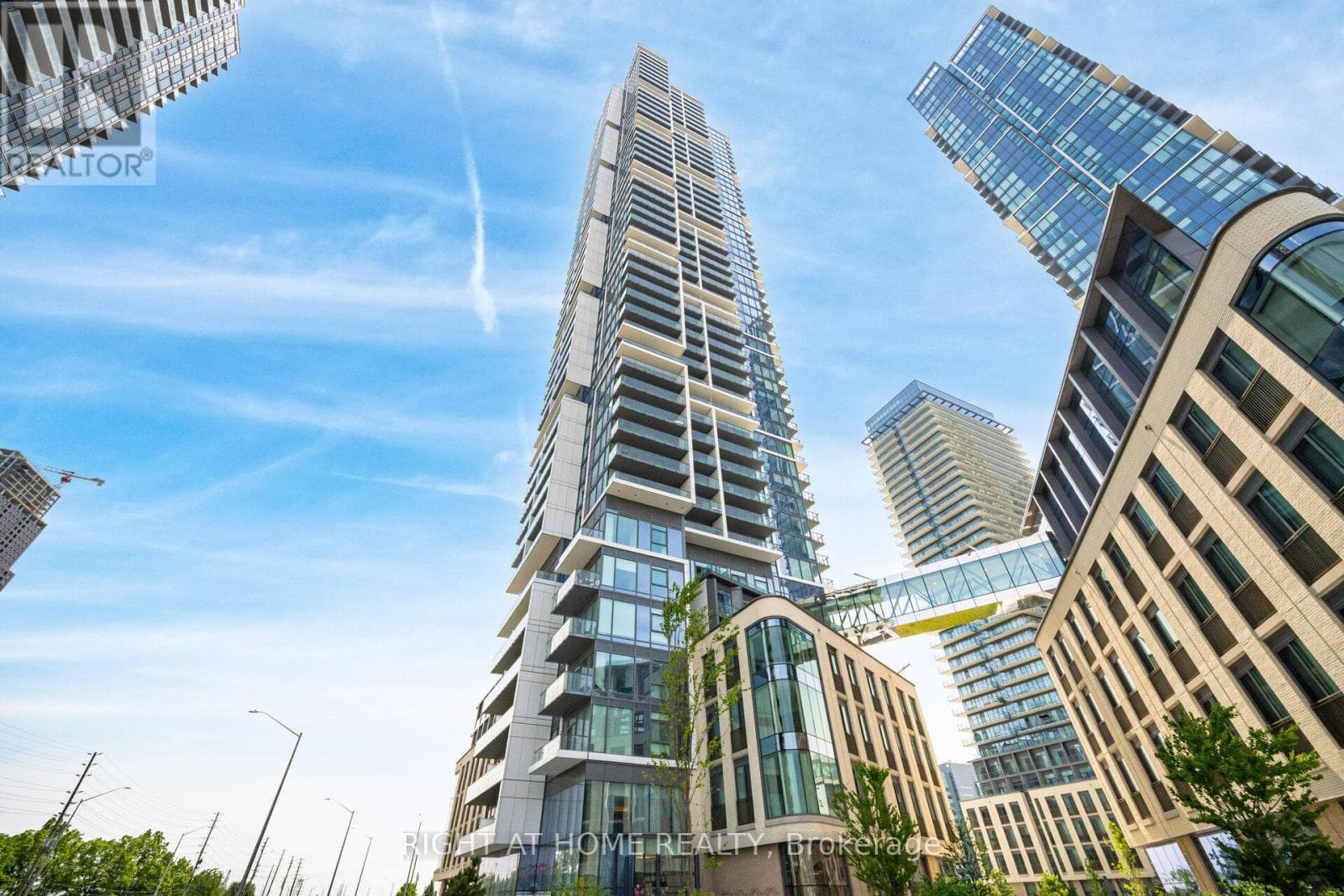 508 - 7890 JANE STREET in South of Maple