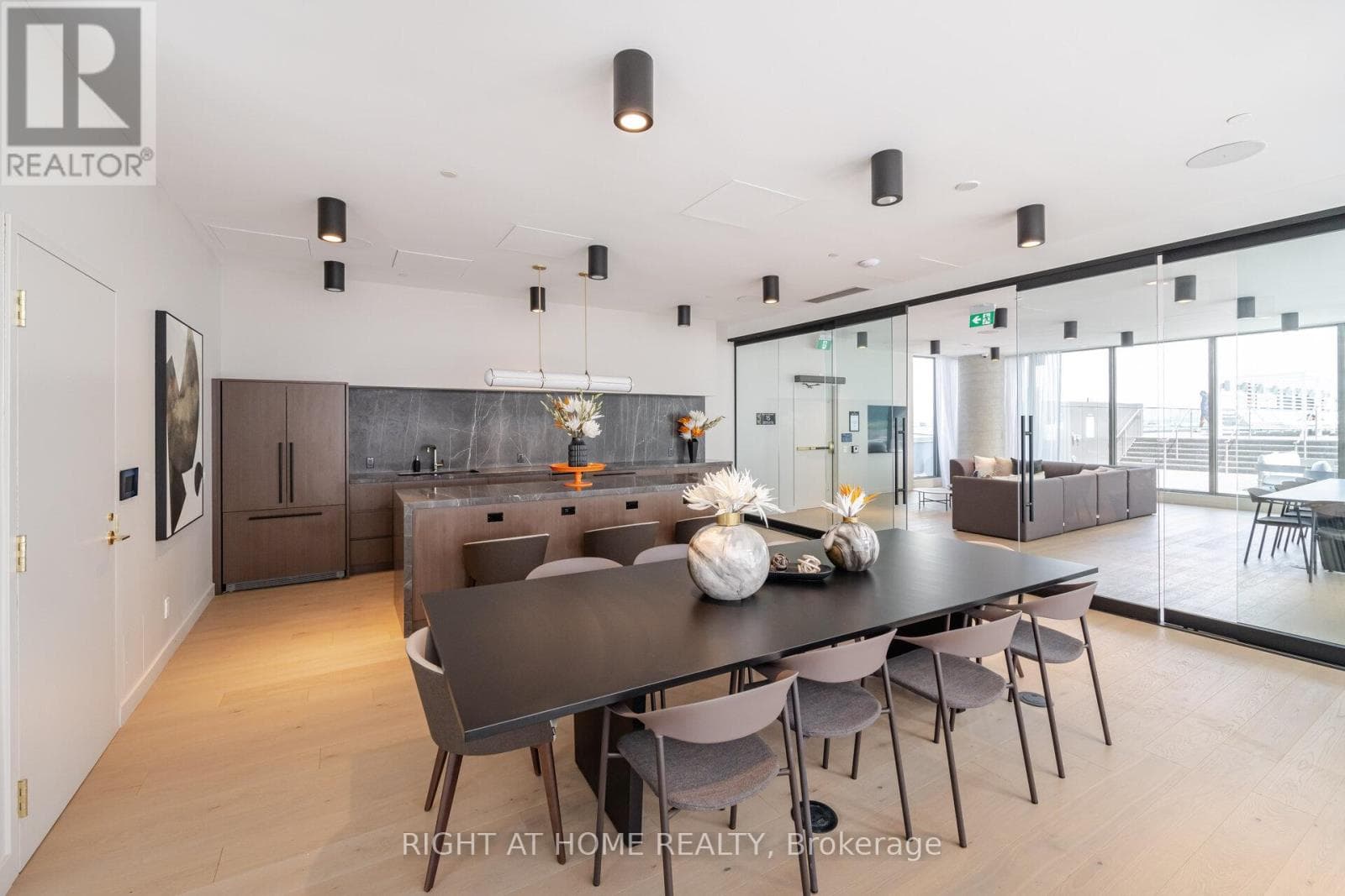 508 - 7890 JANE STREET, Toronto — photo 3