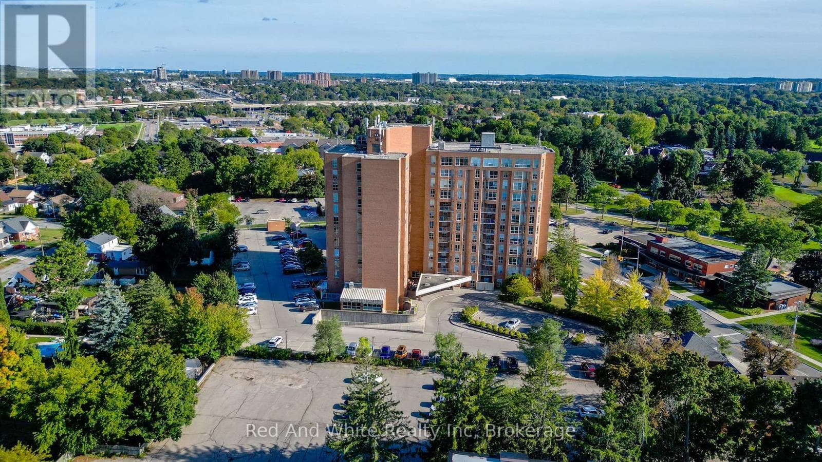1414 E KING Street E Unit# 802, OnePoint — photo 3