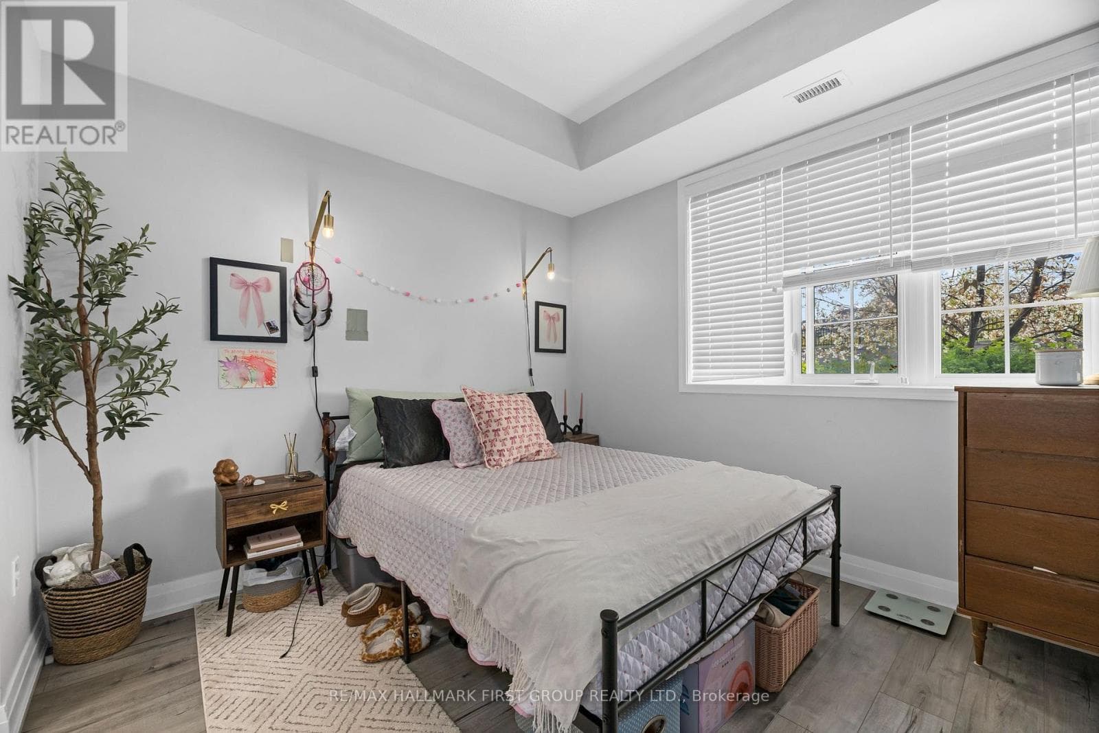 111 - 80 ASPEN SPRINGS DRIVE, Toronto