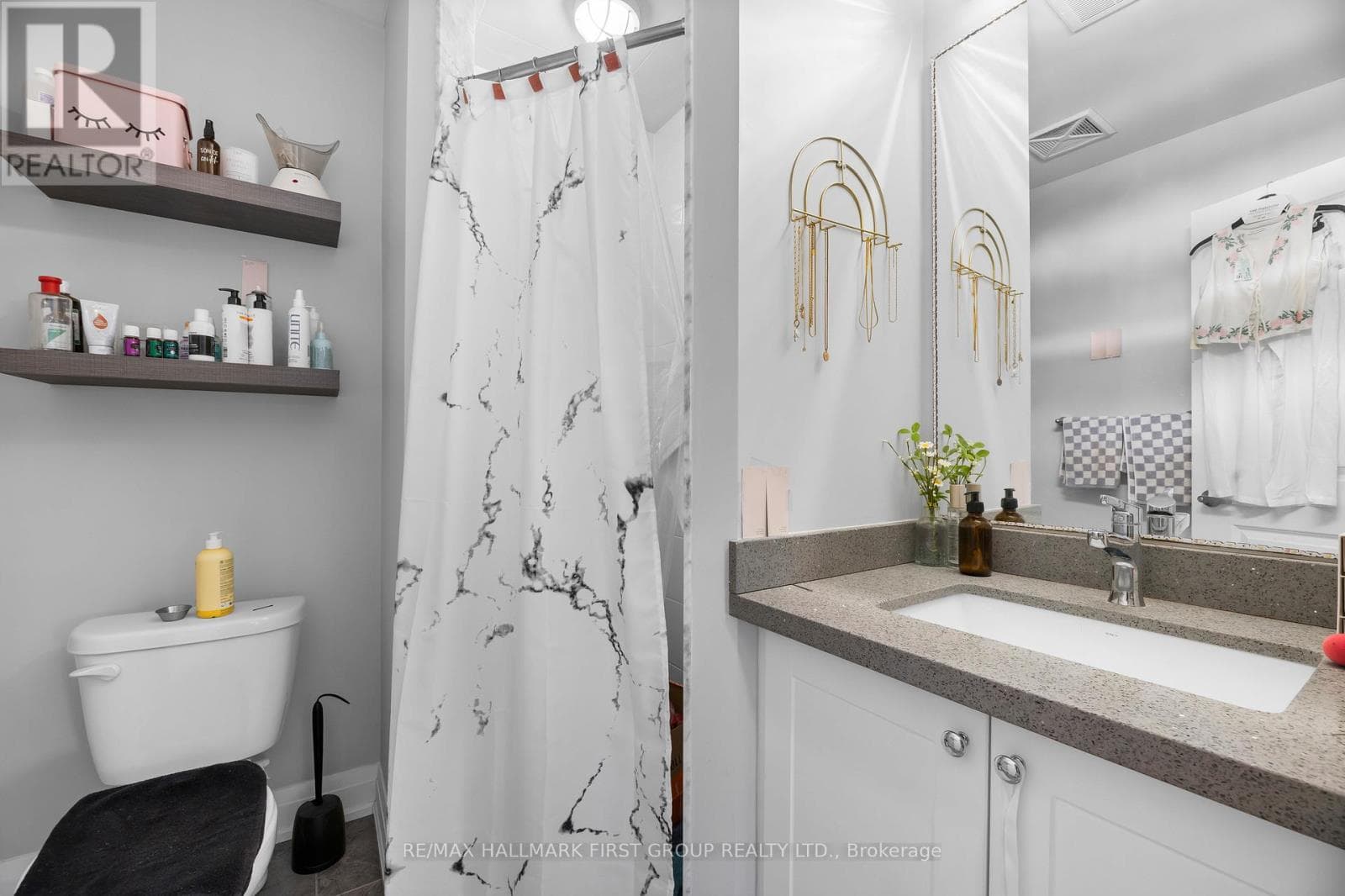 111 - 80 ASPEN SPRINGS DRIVE, Toronto — photo 2