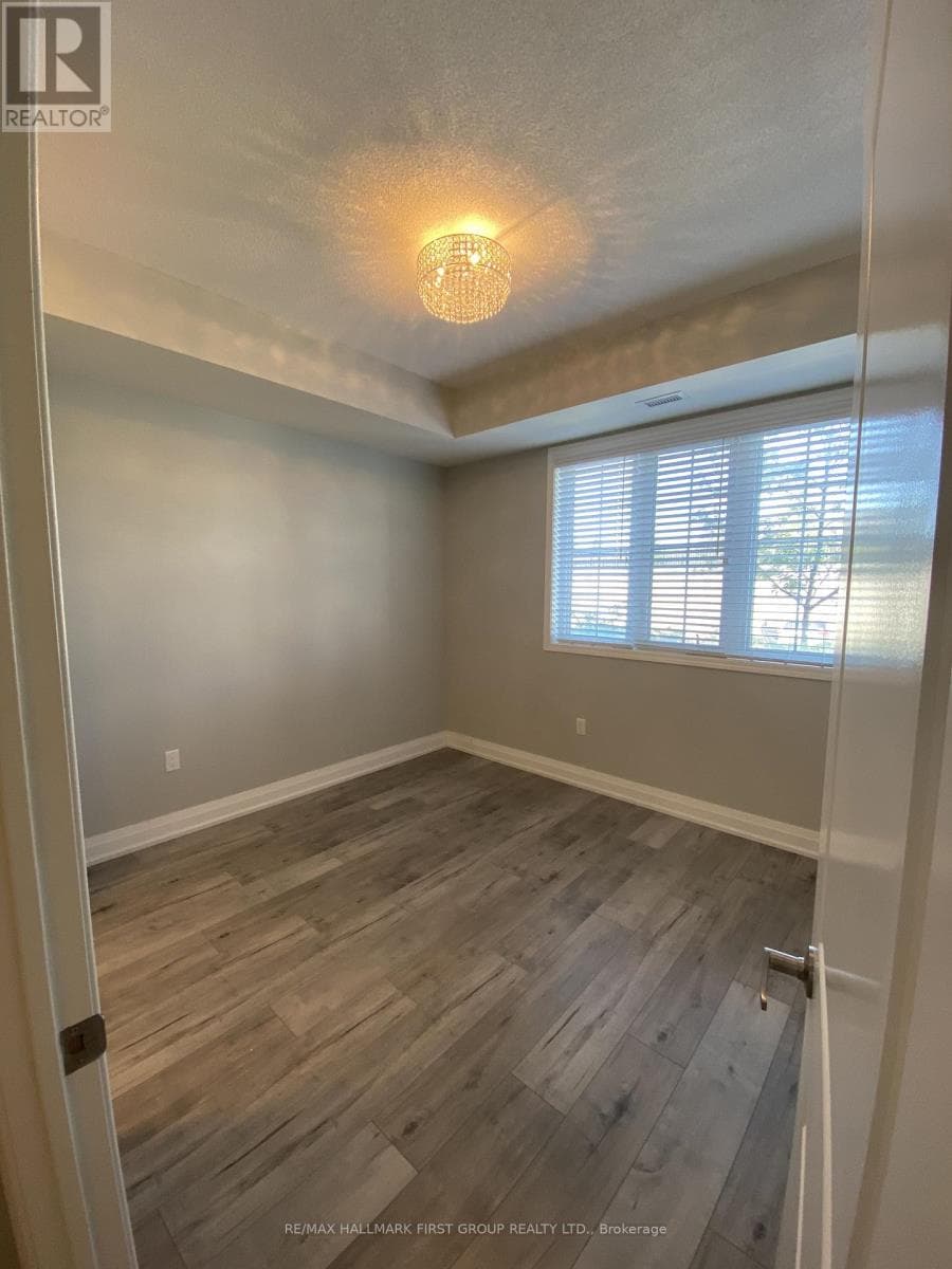 111 - 80 ASPEN SPRINGS DRIVE, Toronto — photo 3
