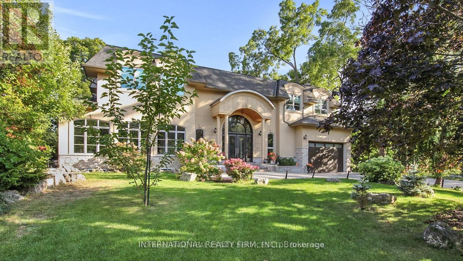 1286 CAMBRIDGE DRIVE in 