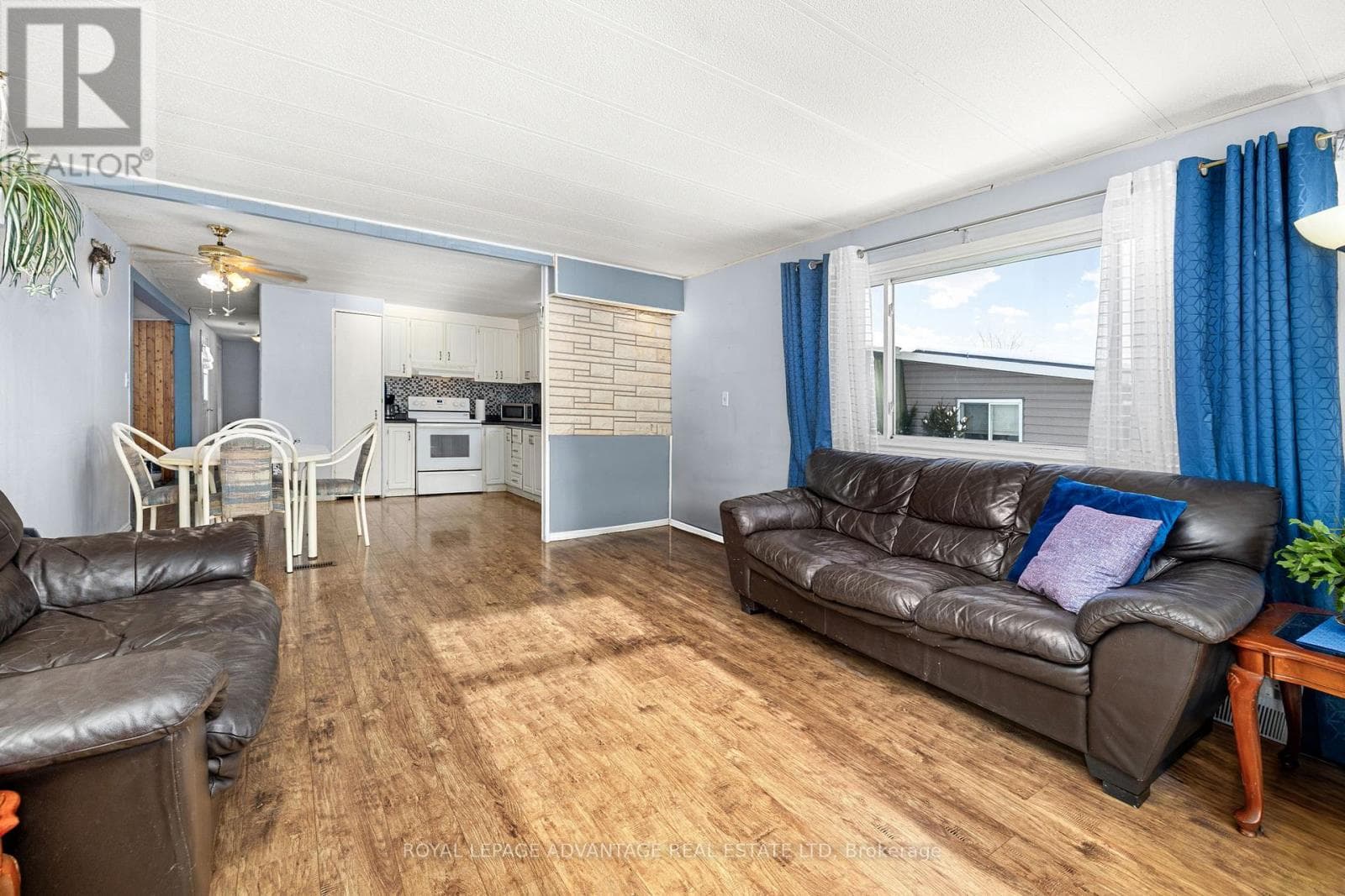 4 KAVANAGH DRIVE, Rideau St.Lawrence — photo 3