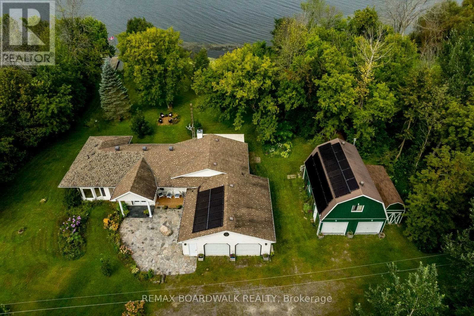 875 CORKTOWN ROAD, Ottawa — photo 2