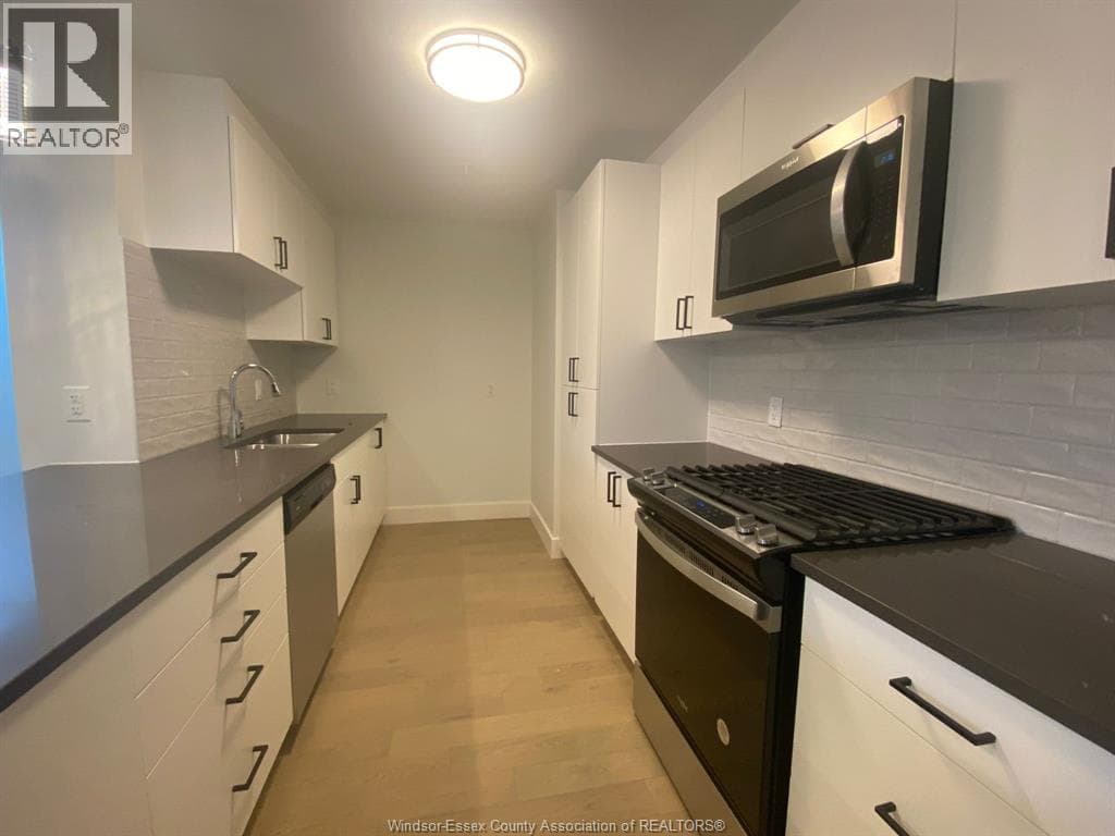 2550 SANDWICH W PKWY Unit# 414, Windsor — photo 4
