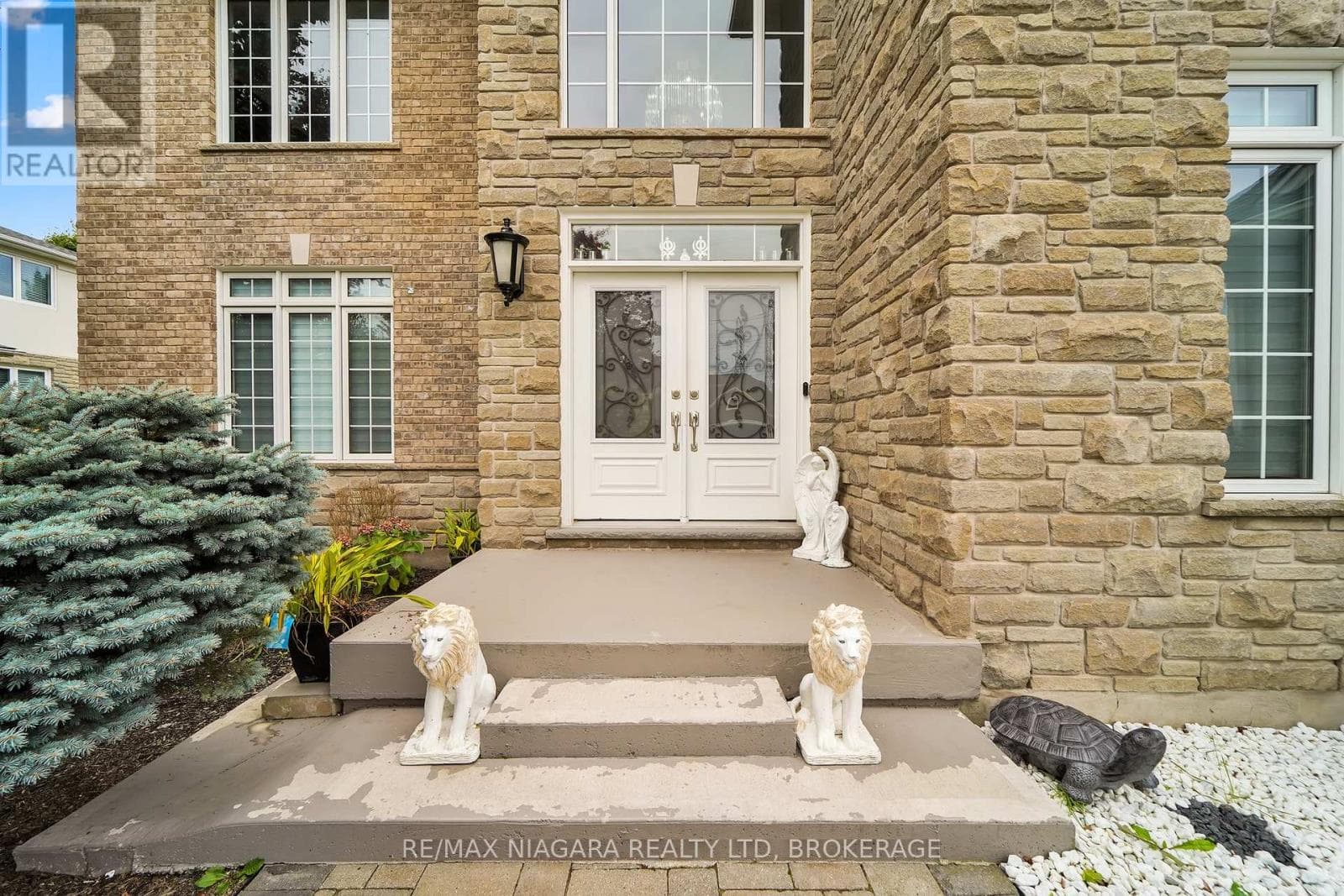 8018 CATHEDRAL DRIVE, Niagara — photo 3