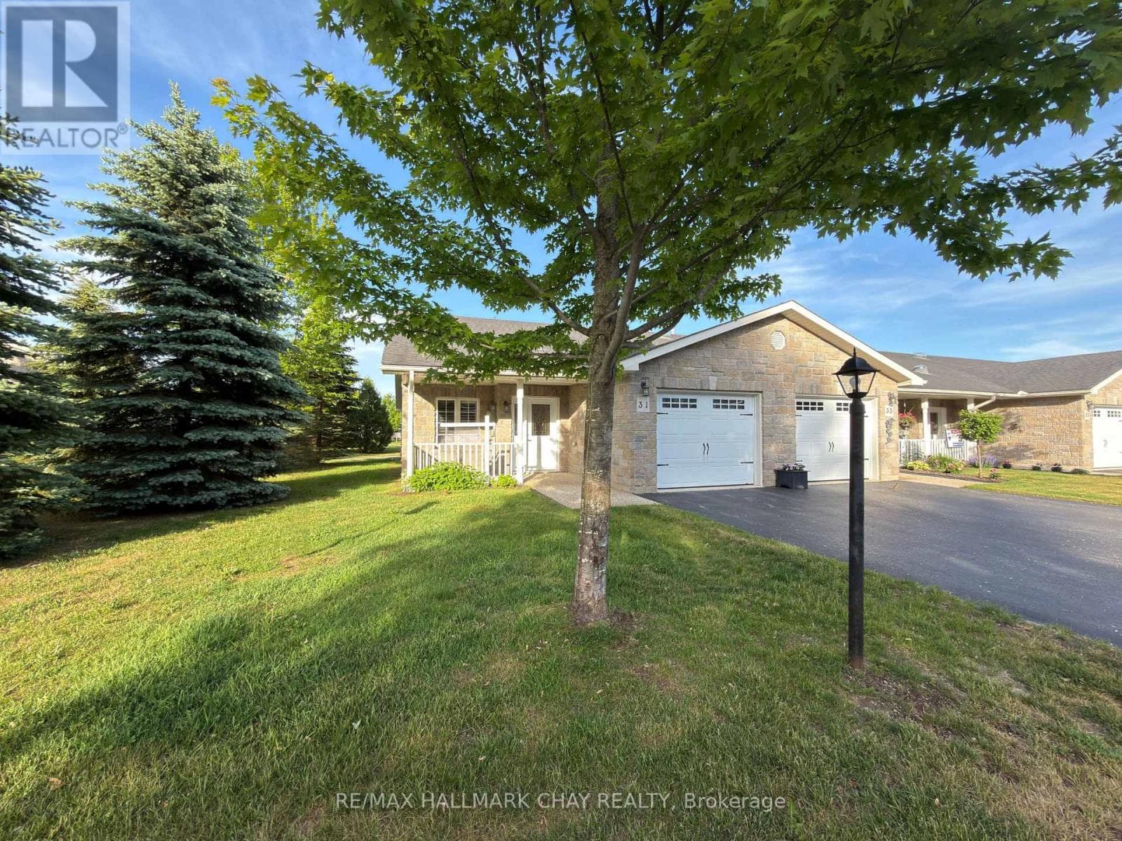31 GARDEN GROVE CRESCENT in 