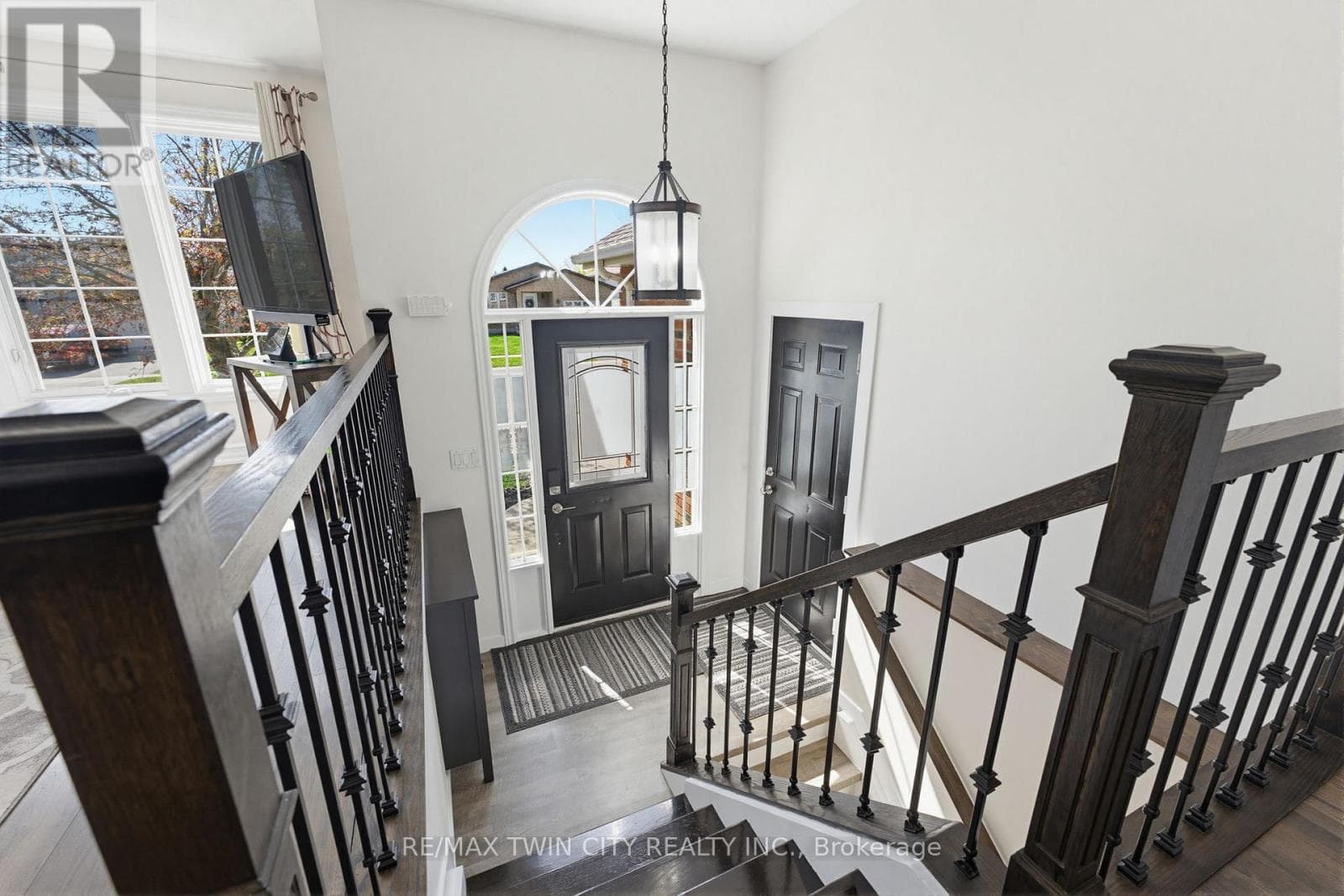 60 ST. PATRICK'S Drive, Toronto — photo 5