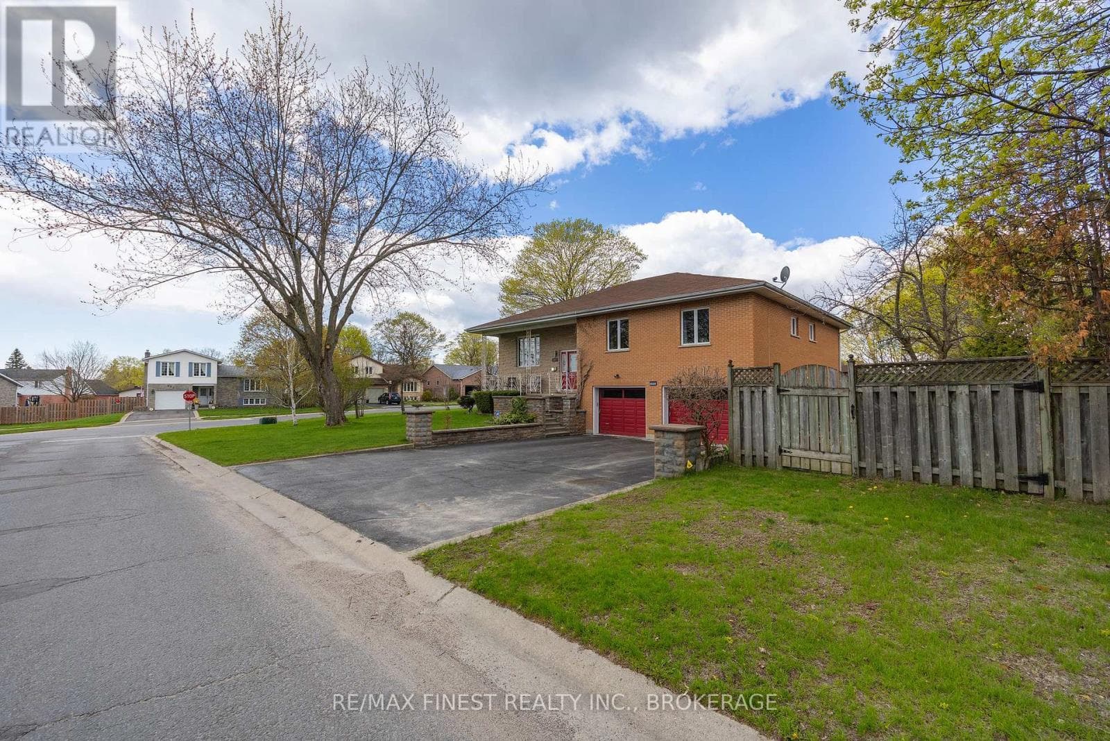 895 NOTTINGHILL AVENUE, Kingston — photo 3