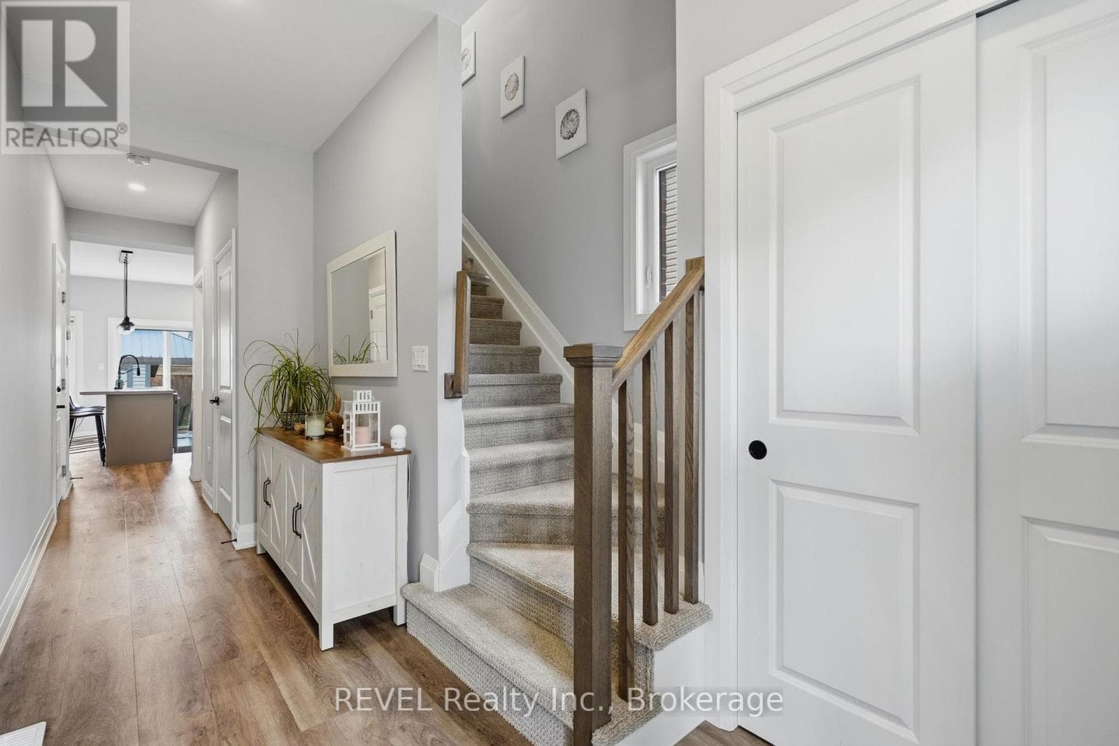 11 LYMBURNER STREET, Niagara — photo 4