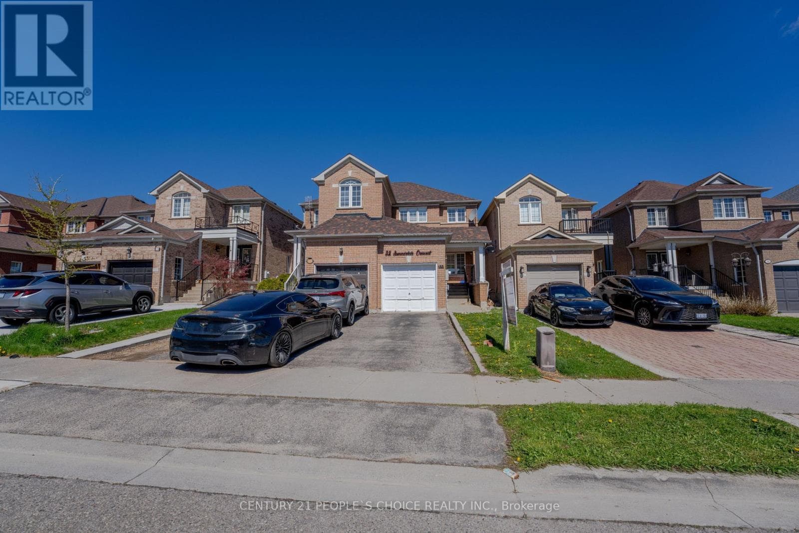 32 SUMMERDALE CRESCENT, Toronto — photo 3