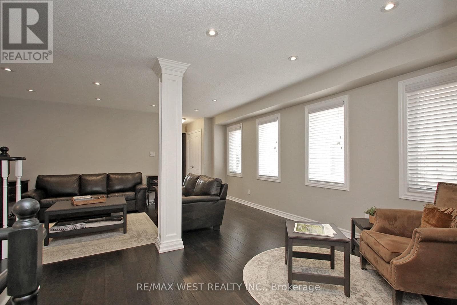 115 GRAPEVINE ROAD, Toronto — photo 4