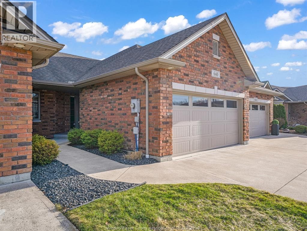 640 COMMISSO CRESCENT, Windsor — photo 4