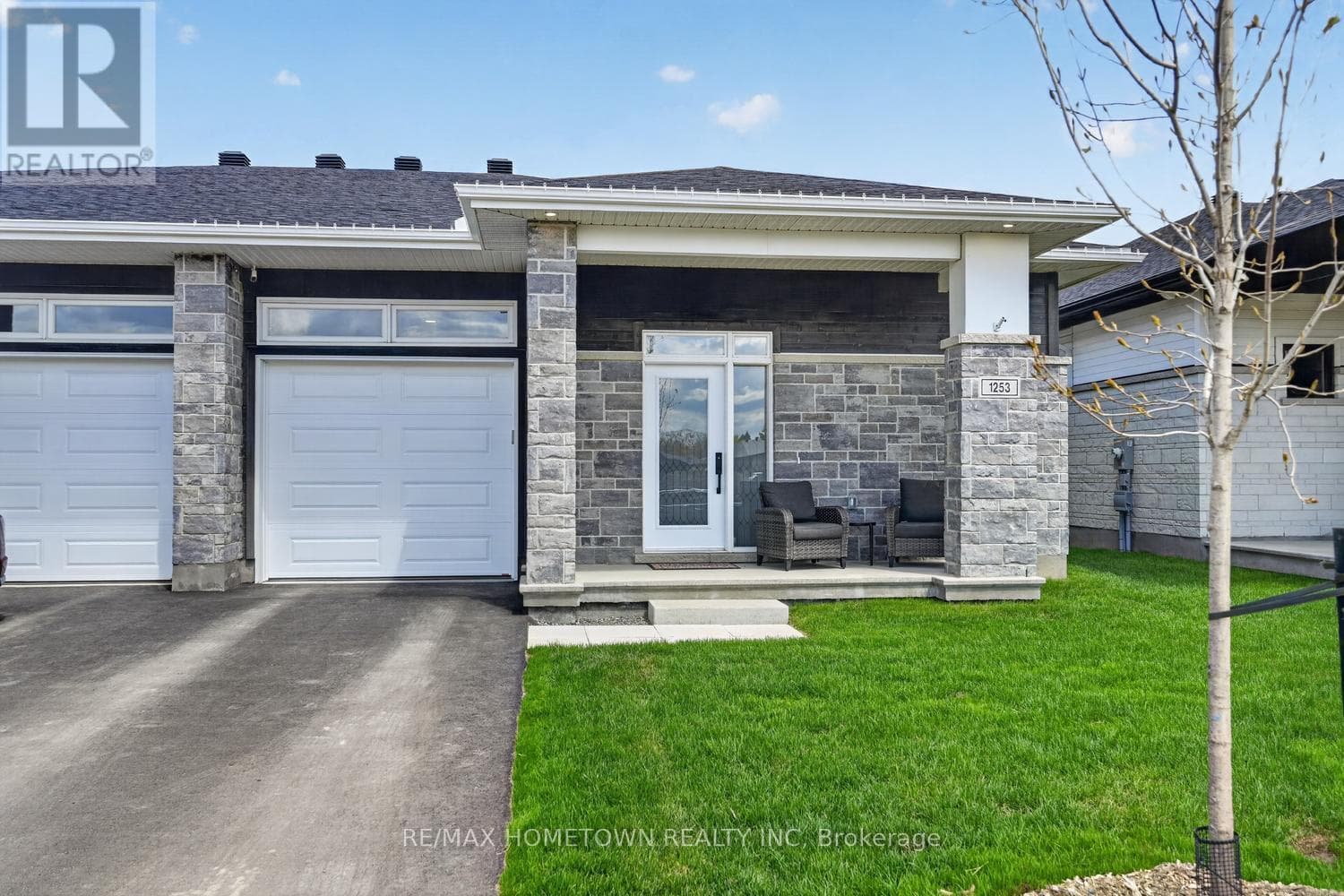 1253 POTTER DRIVE, Rideau St.Lawrence