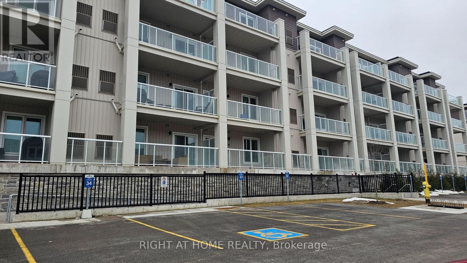 5 SPOONER Crescent Unit# 314, Toronto — photo 4