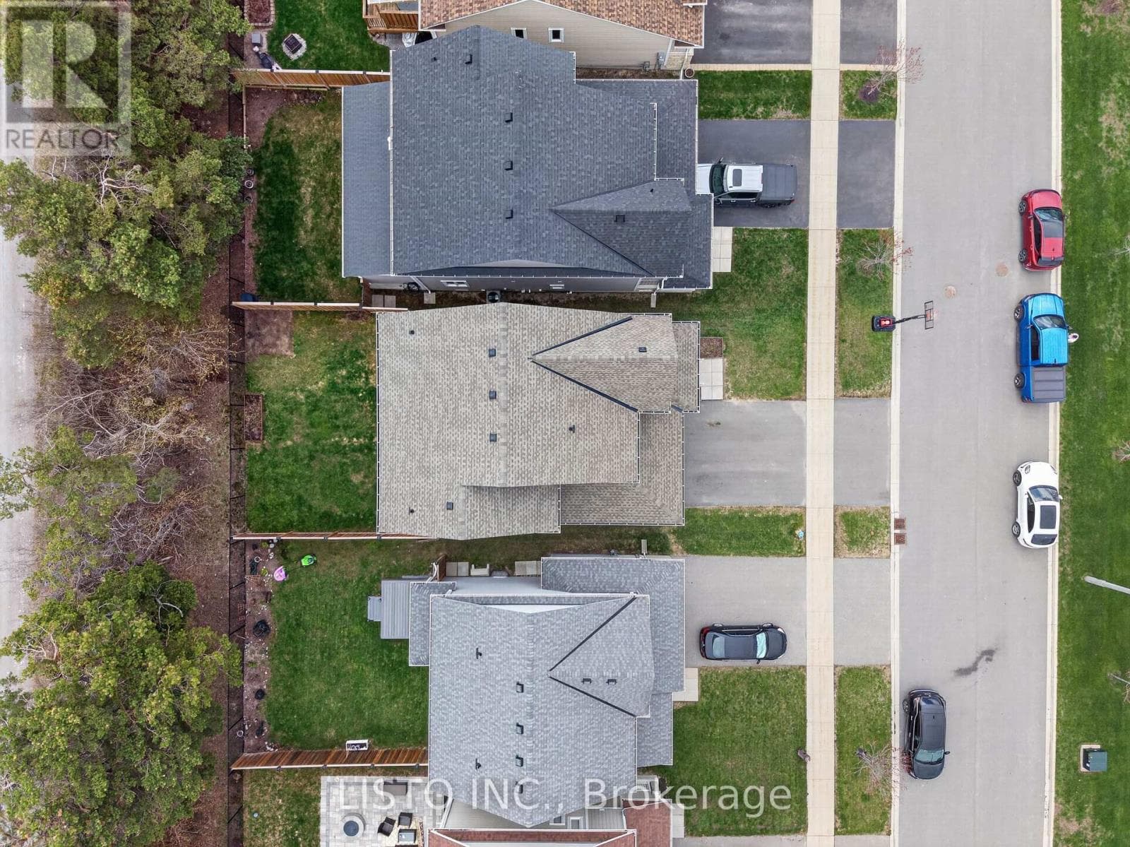 15 PRIMEAU CRESCENT, Toronto — photo 5