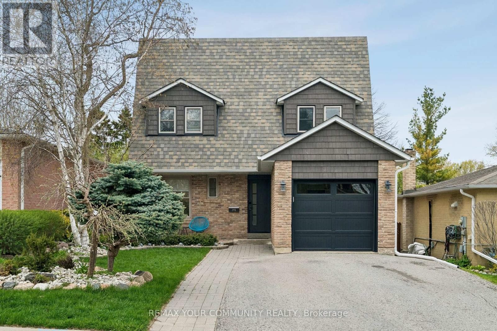 201 LLOYD AVENUE in Newmarket Quaker Hill/Haskett Park