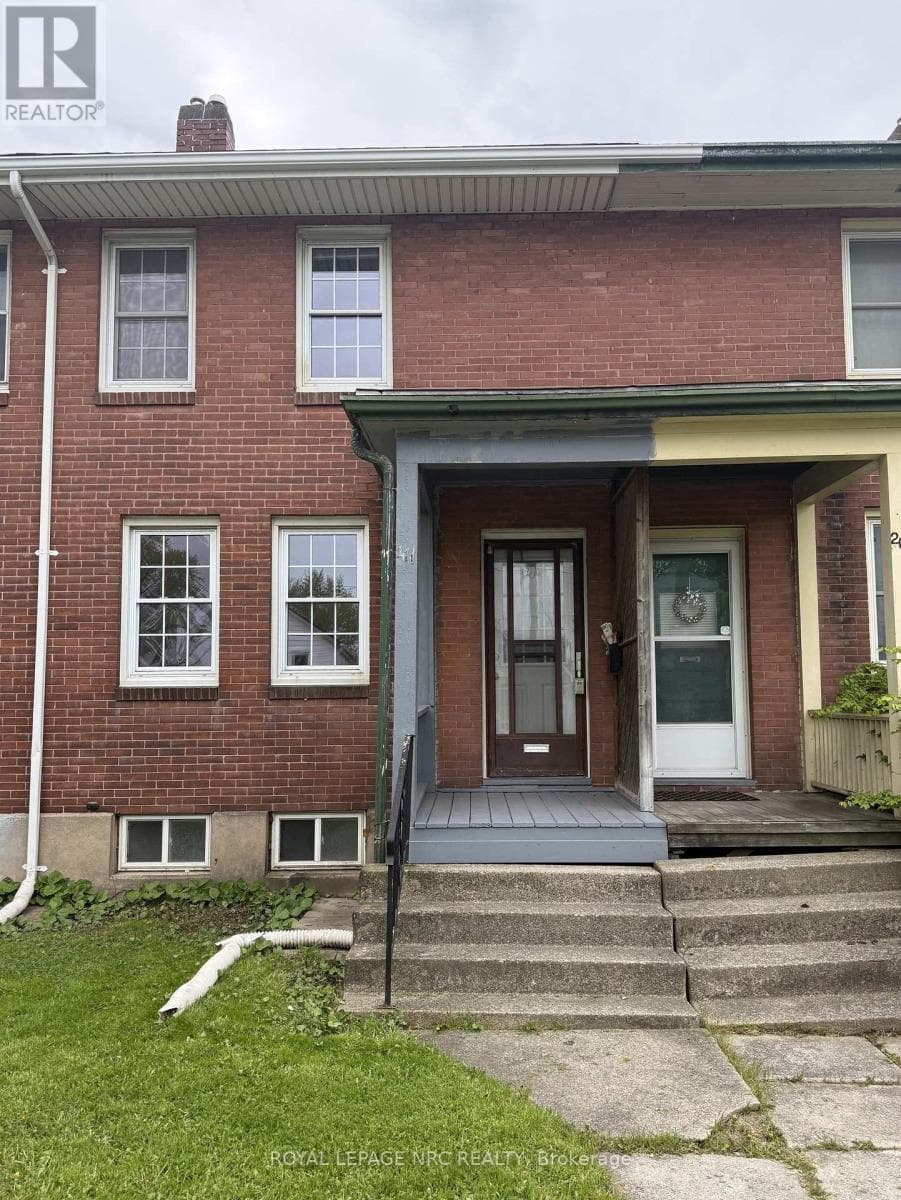 211 LINCOLN STREET, Niagara — photo 2