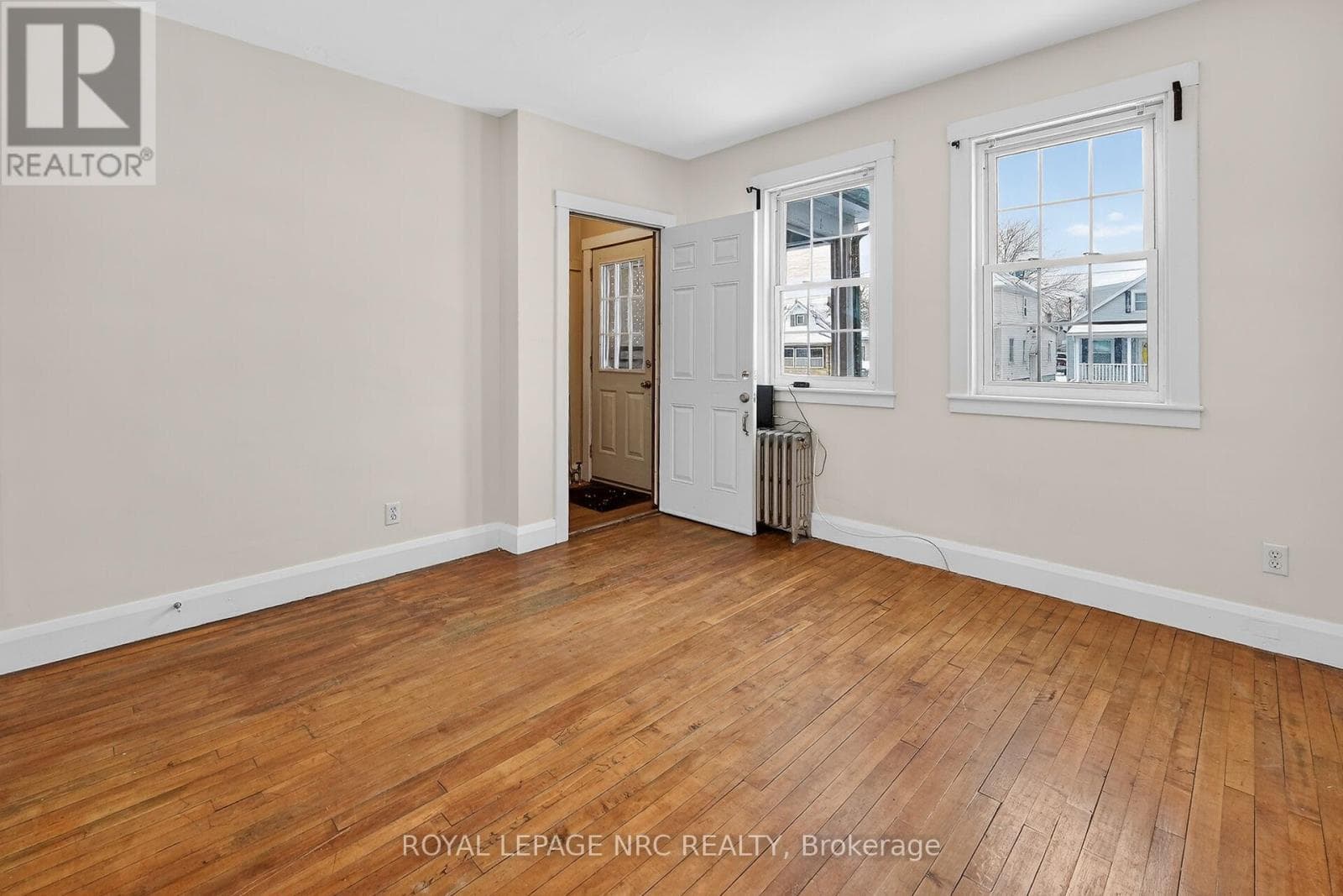 211 LINCOLN STREET, Niagara — photo 3