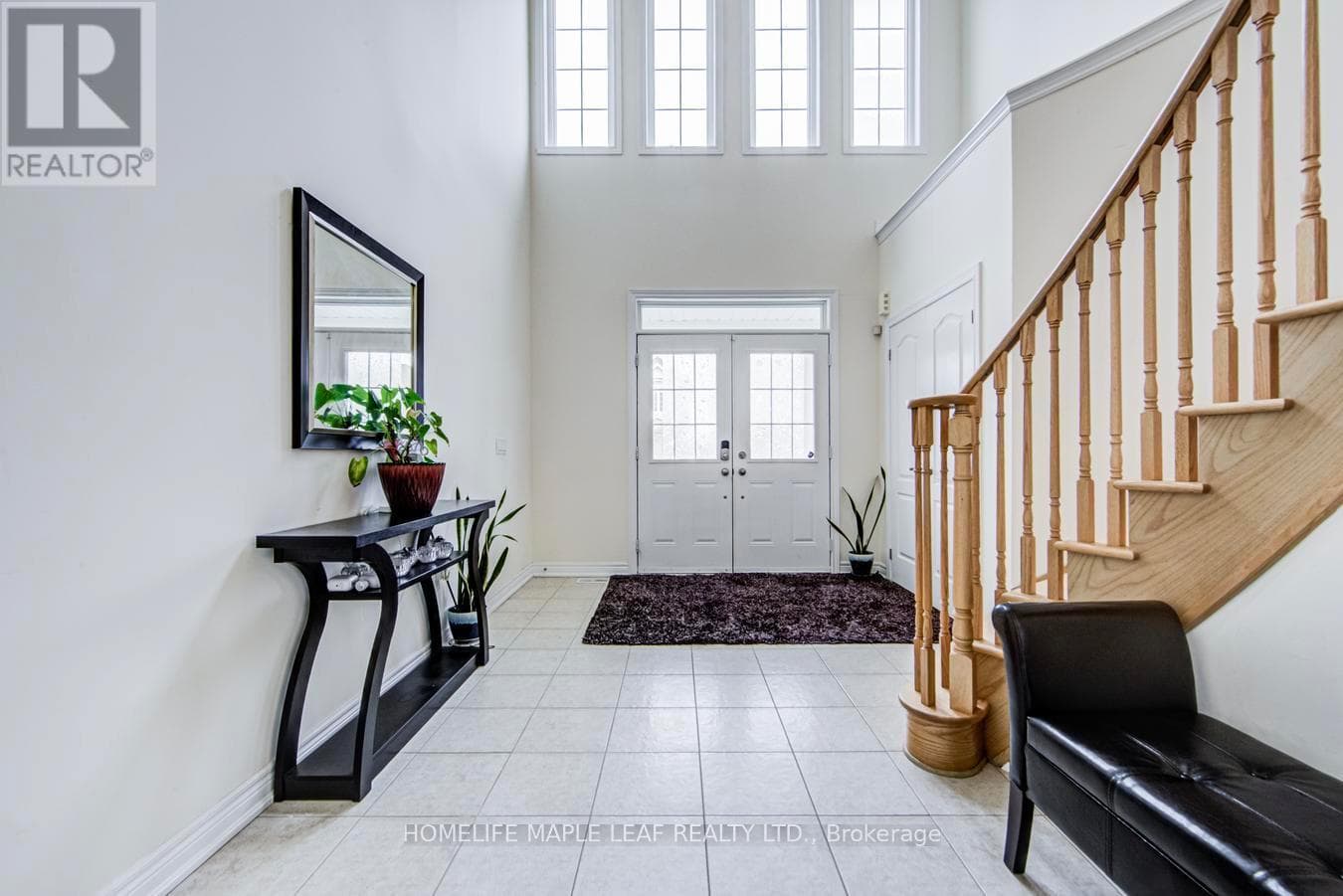 244 JOHNSON DRIVE, Toronto — photo 5
